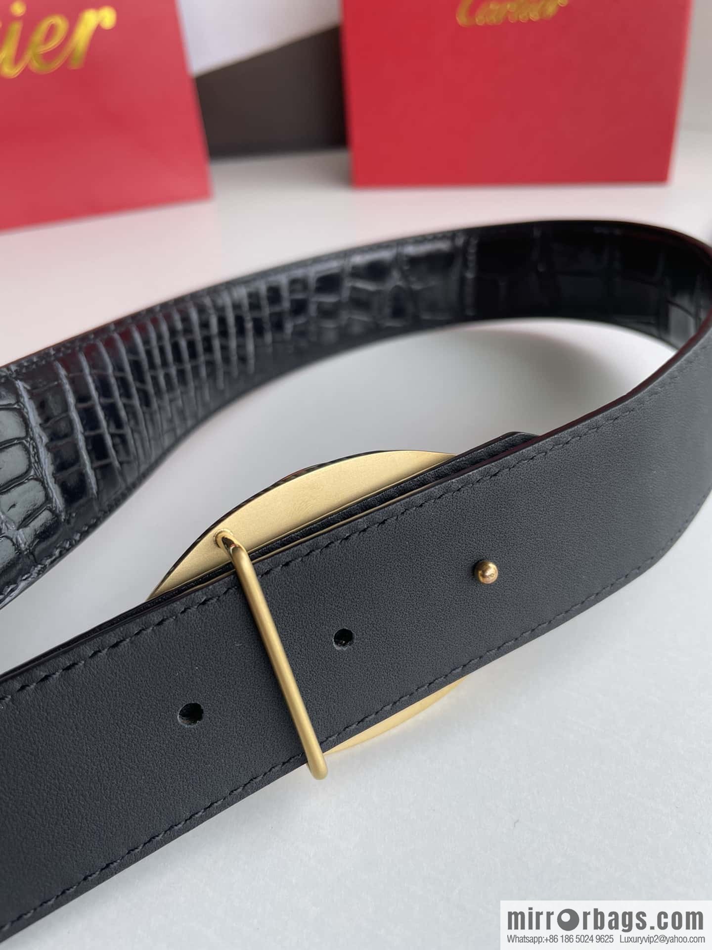 Cartier Cartier, stainless steel metal buckle imported cowhide fine imitation crocodile leather belt 3.5cm