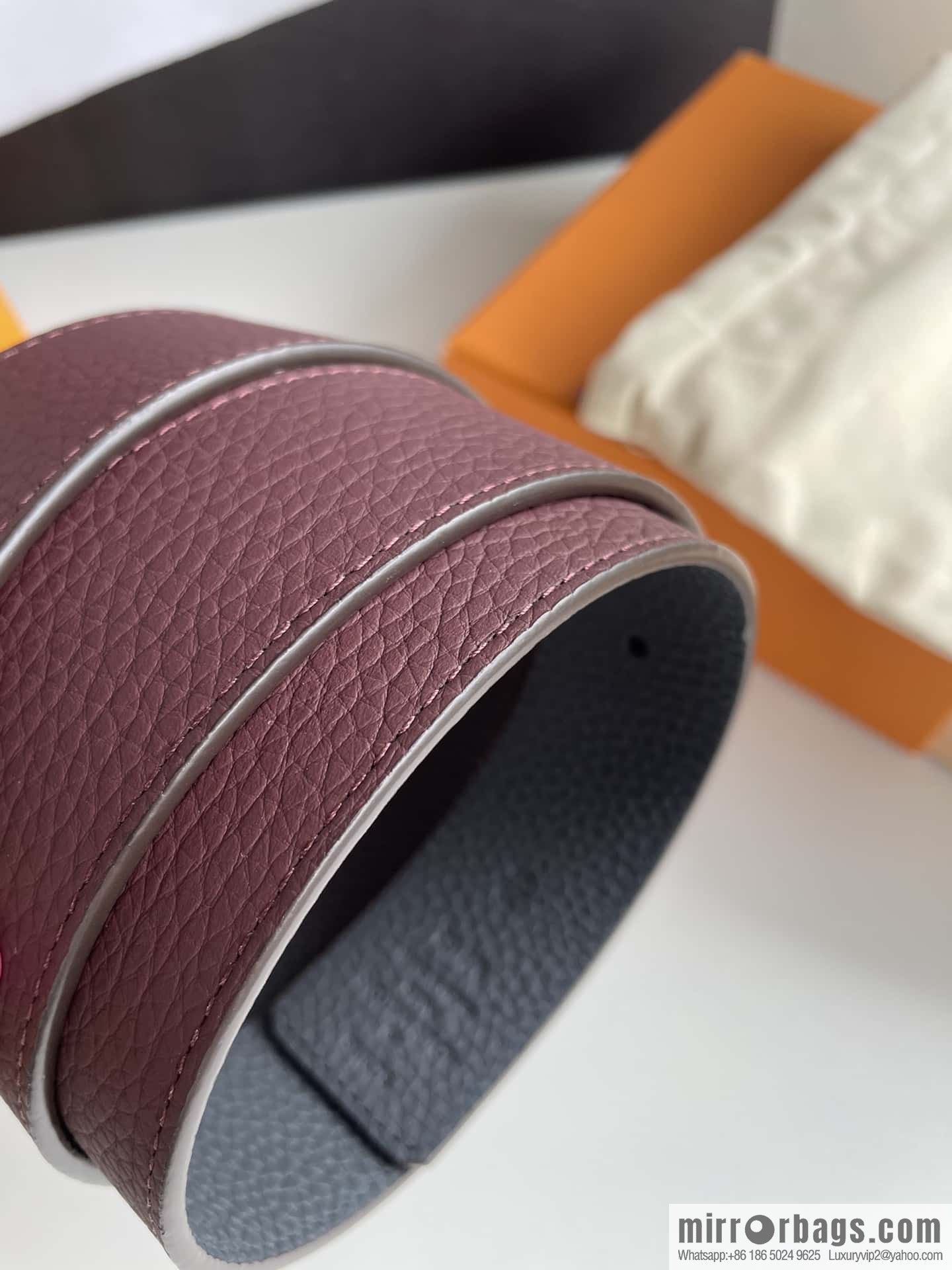 LOUIS VUITTON Louis Vuitton counter hanging buckle double-sided lychee lychee black/khaki belt