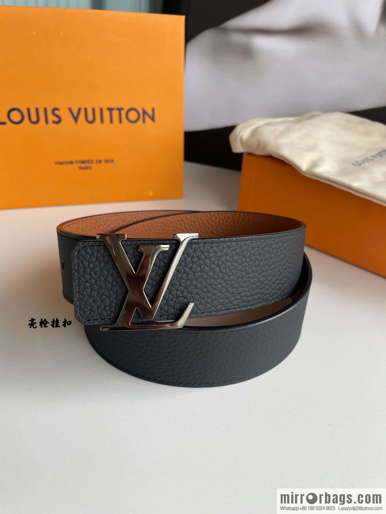 LOUIS VUITTON Louis Vuitton counter hanging buckle double-sided lychee lychee black/khaki belt