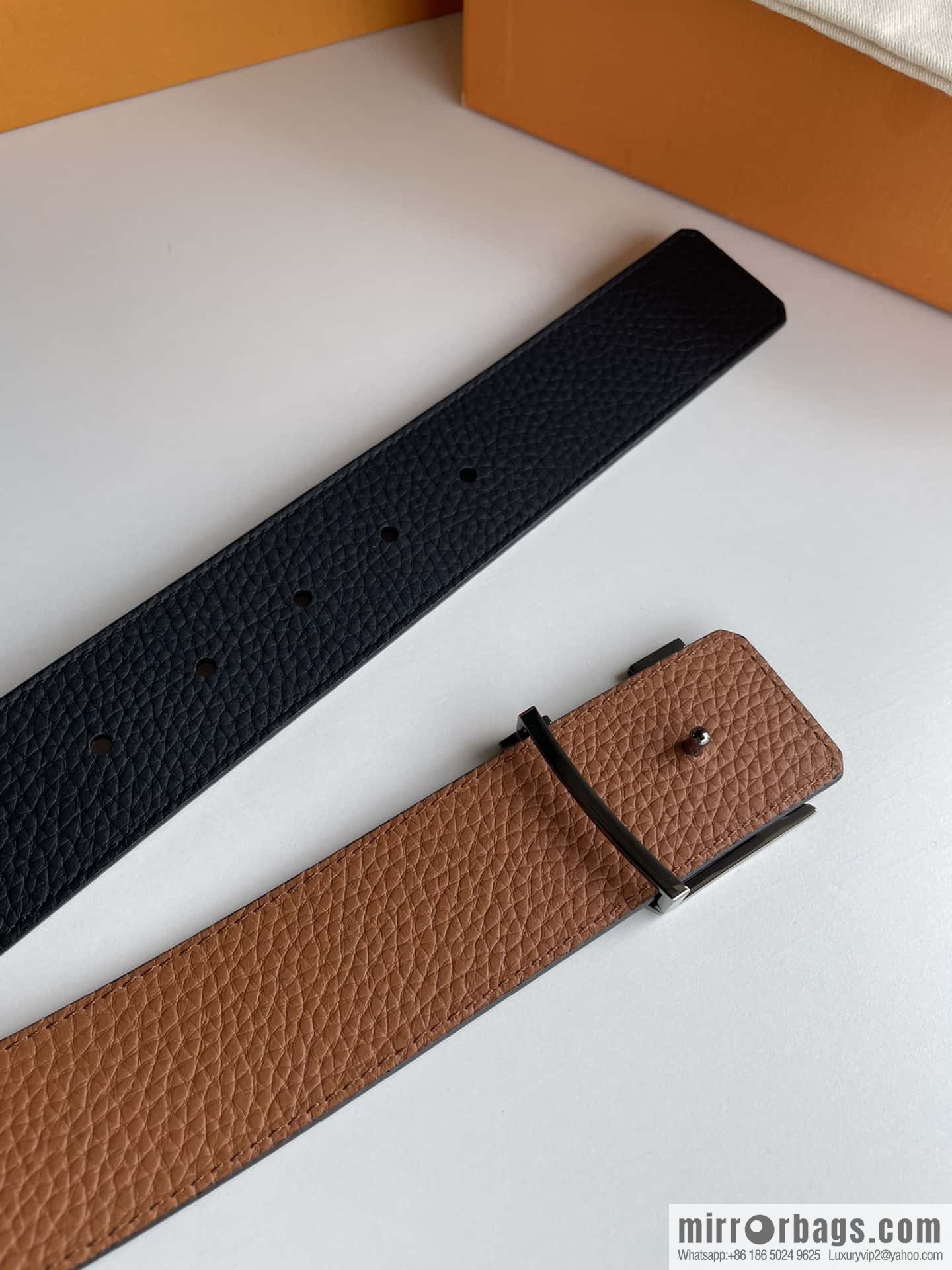 LOUIS VUITTON Louis Vuitton counter hanging buckle double-sided lychee lychee black/khaki belt