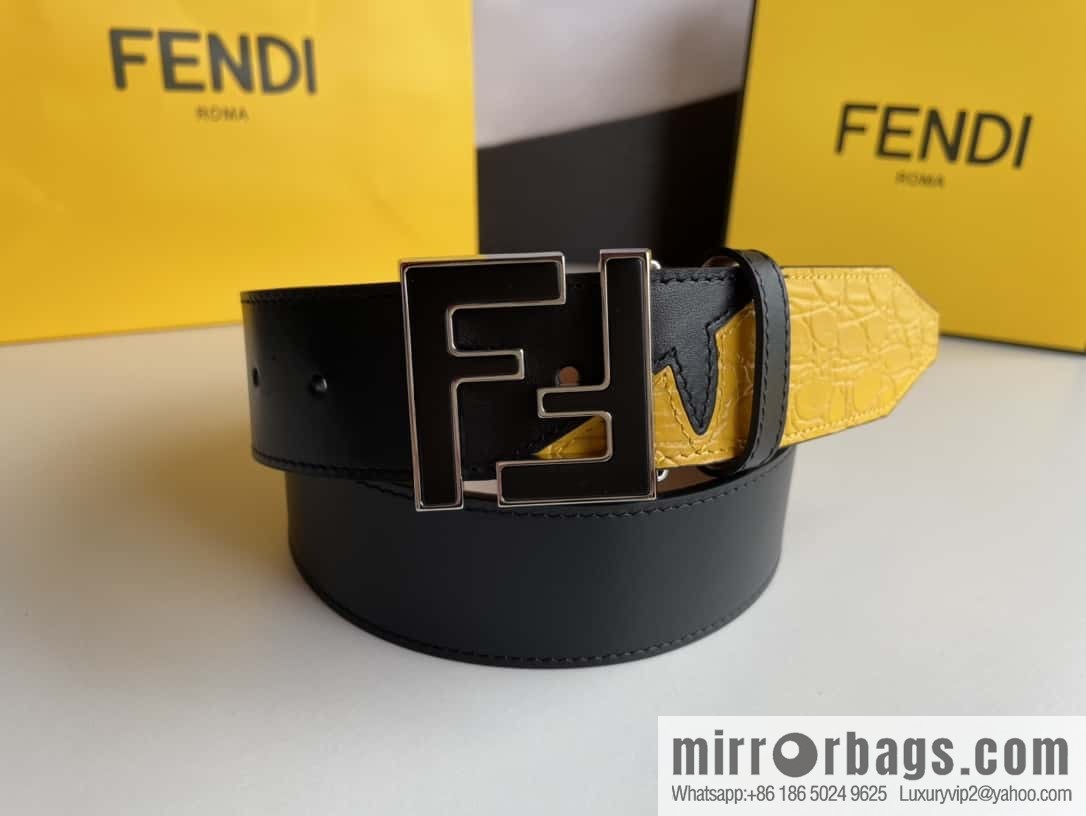 FENDI Fendi FF logo exquisite craftsmanship metal buckle first layer cowhide splicing snake skin belt