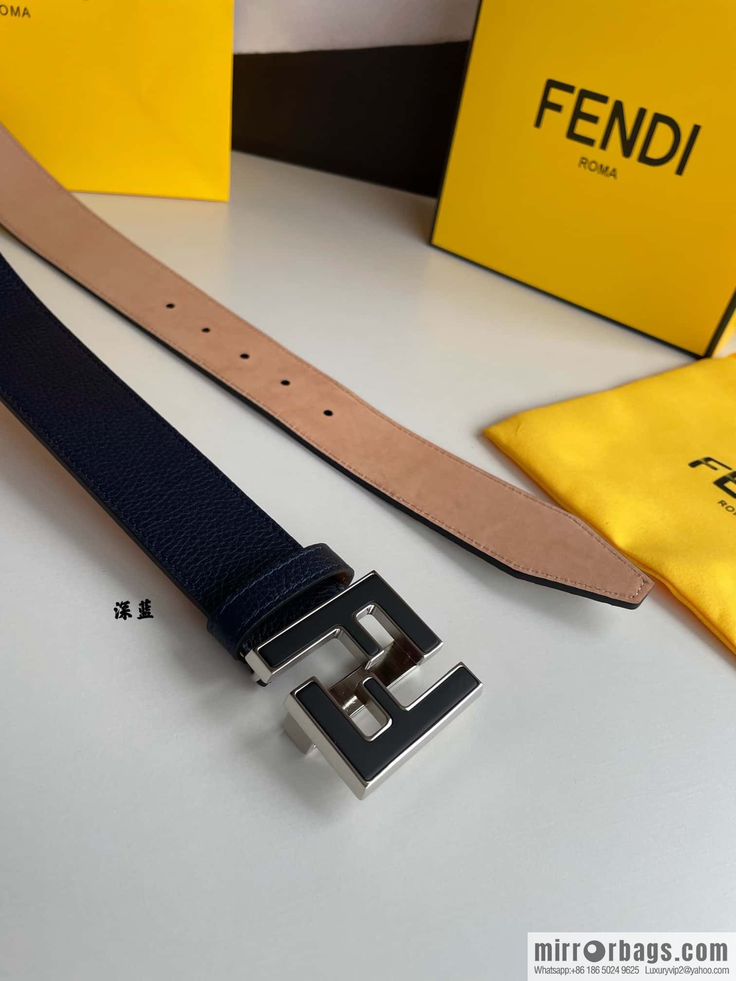 FENDI Fendi FF logo exquisite craftsmanship metal buckle first layer cowhide splicing snake skin belt