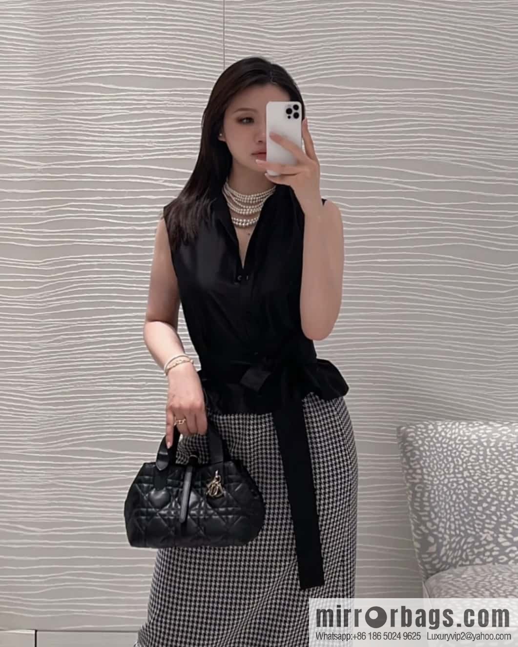 Small DIOR TOUJOURS handbag M2822OSHJ_M900