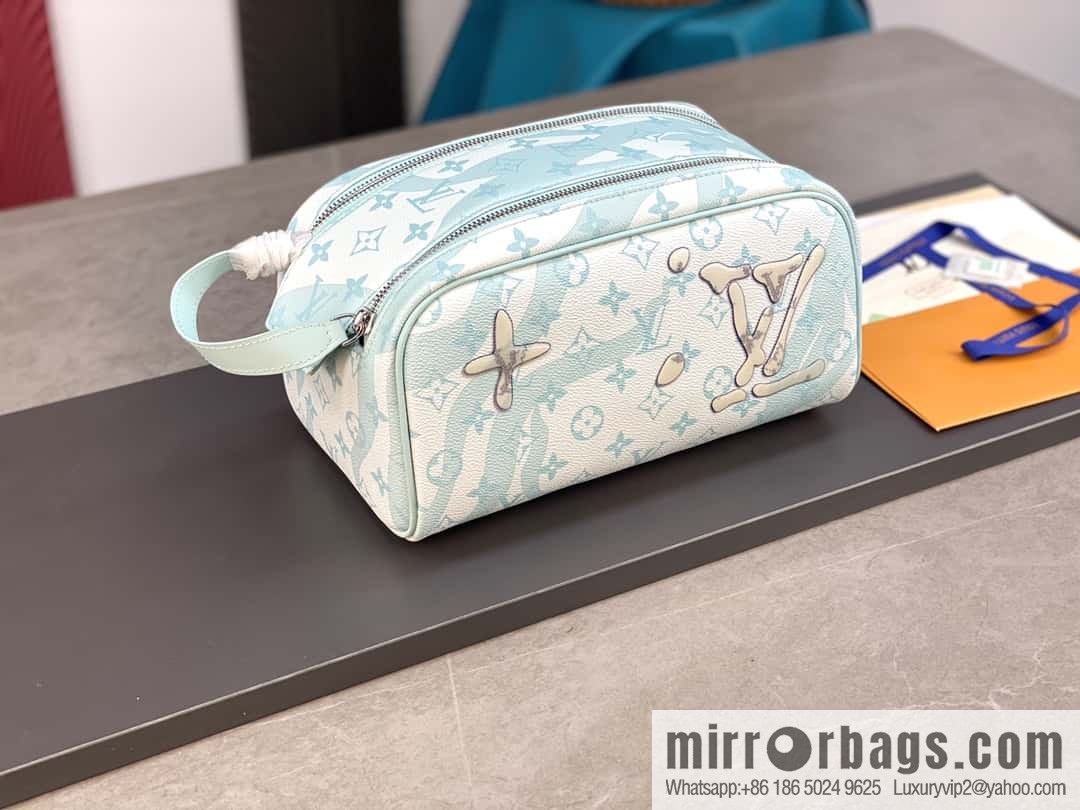 LV M82337 DOPP KIT toilet bag