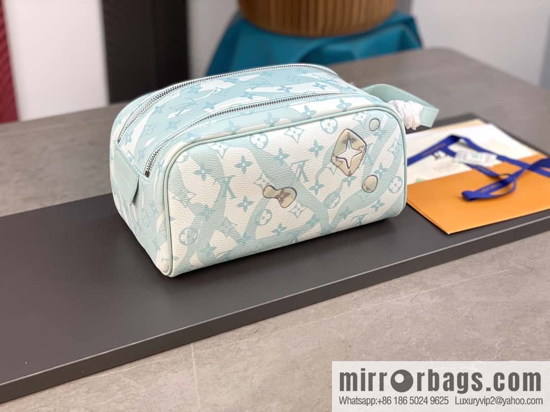 LV M82337 DOPP KIT toilet bag