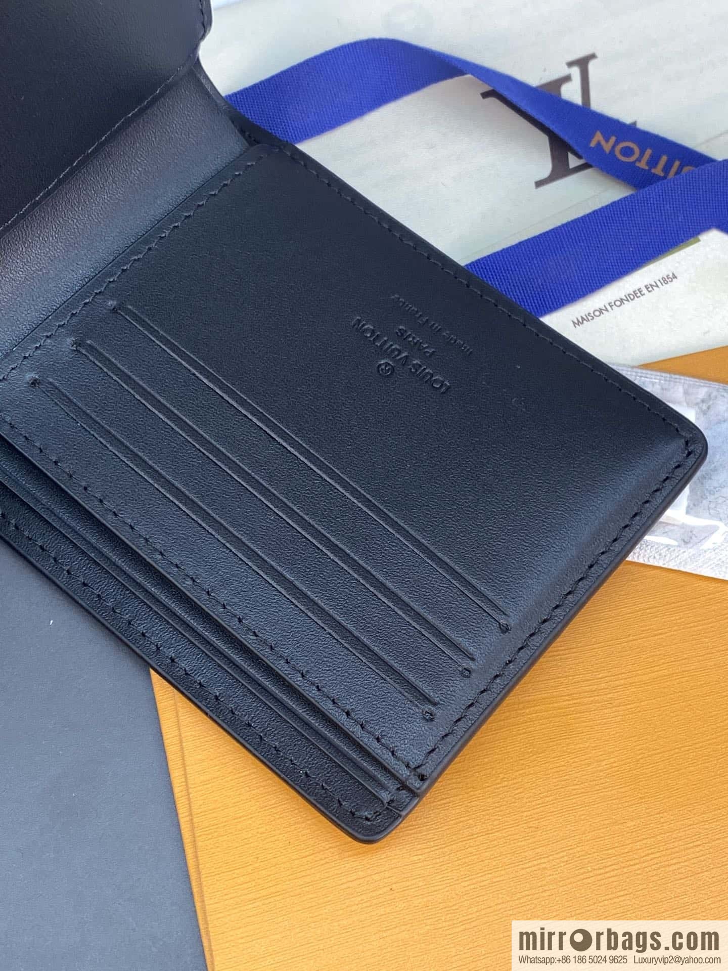 LV M82585 SLENDER Wallet