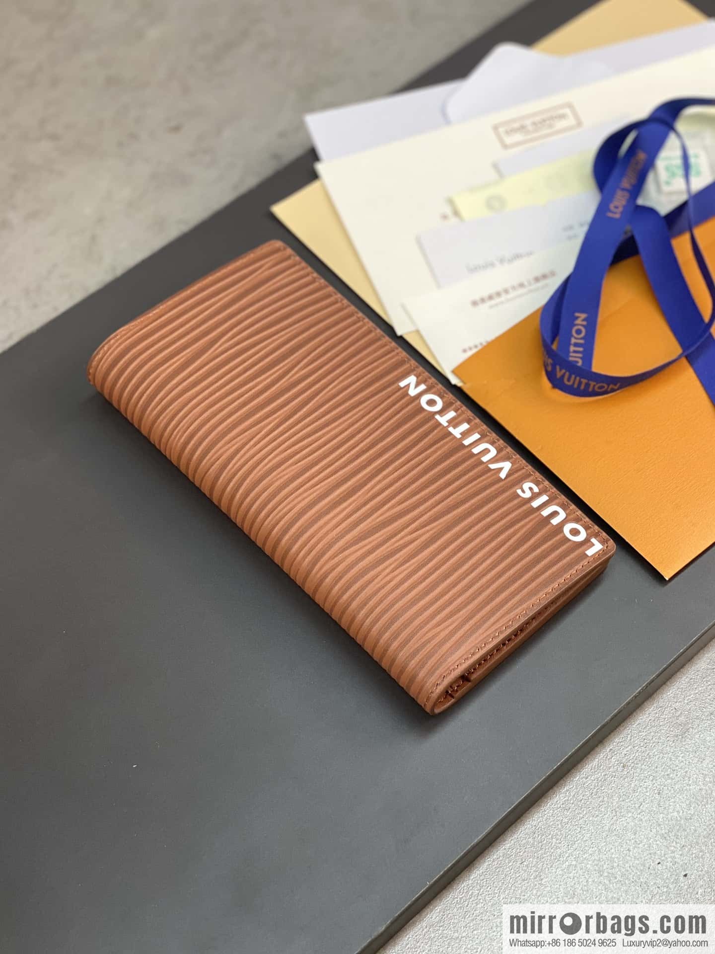 LV M82631 Brazza Wallet