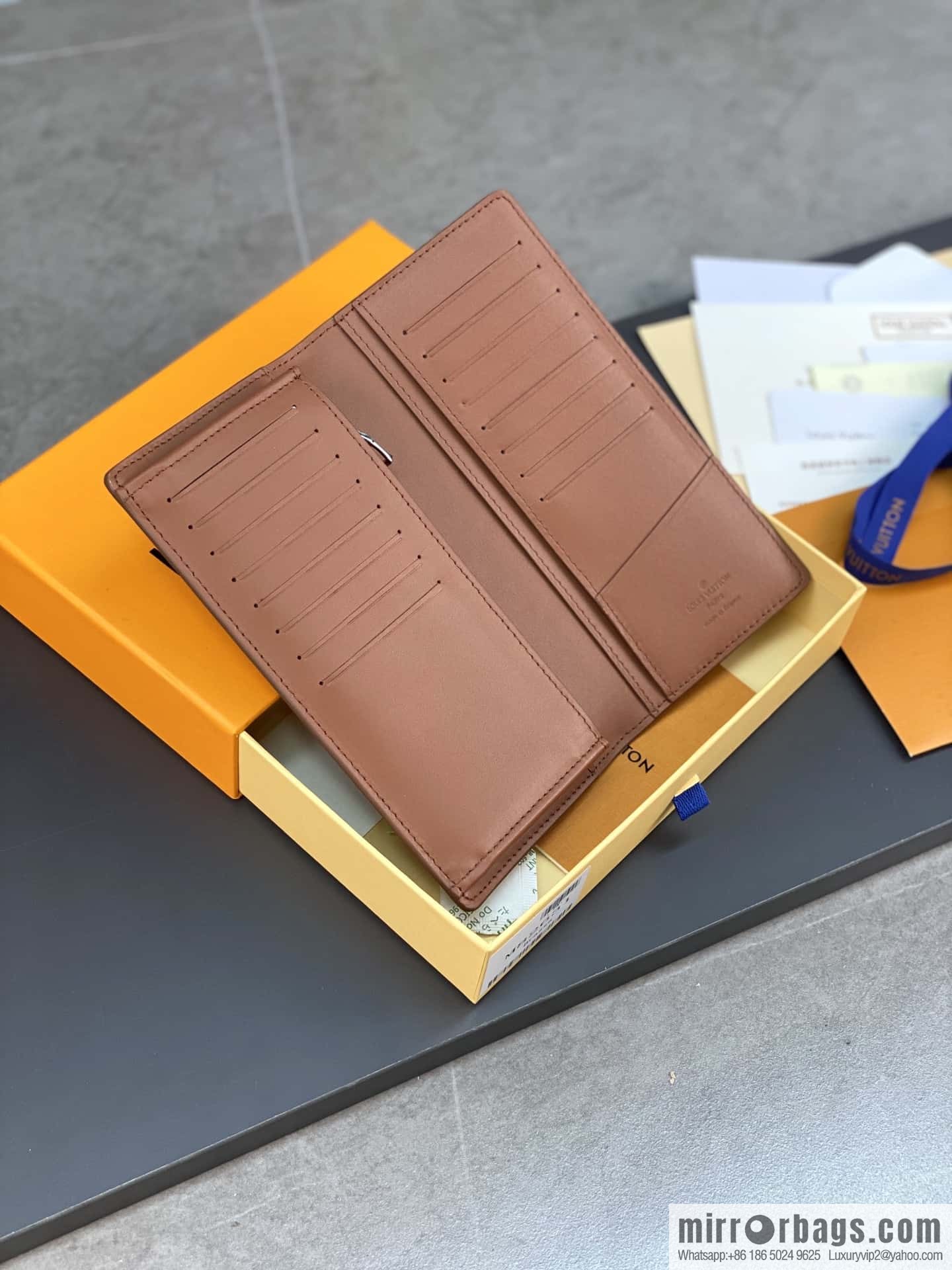 LV M82631 Brazza Wallet