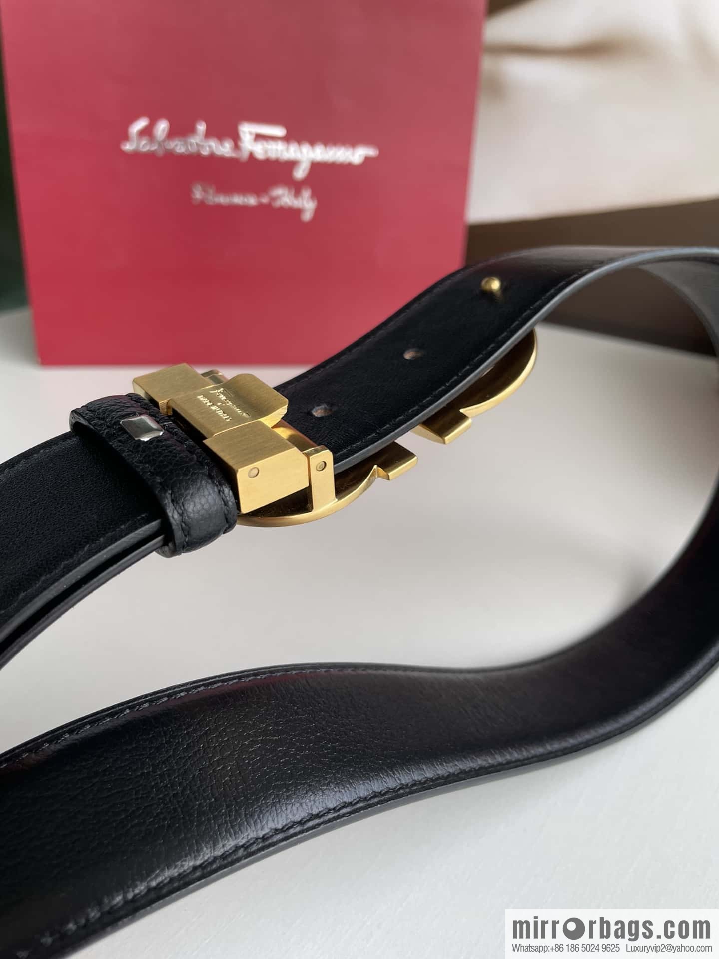 Ferragam Ferragamo, double-sided with delicate first layer of cowhide sheepskin texture belt 3.5cm