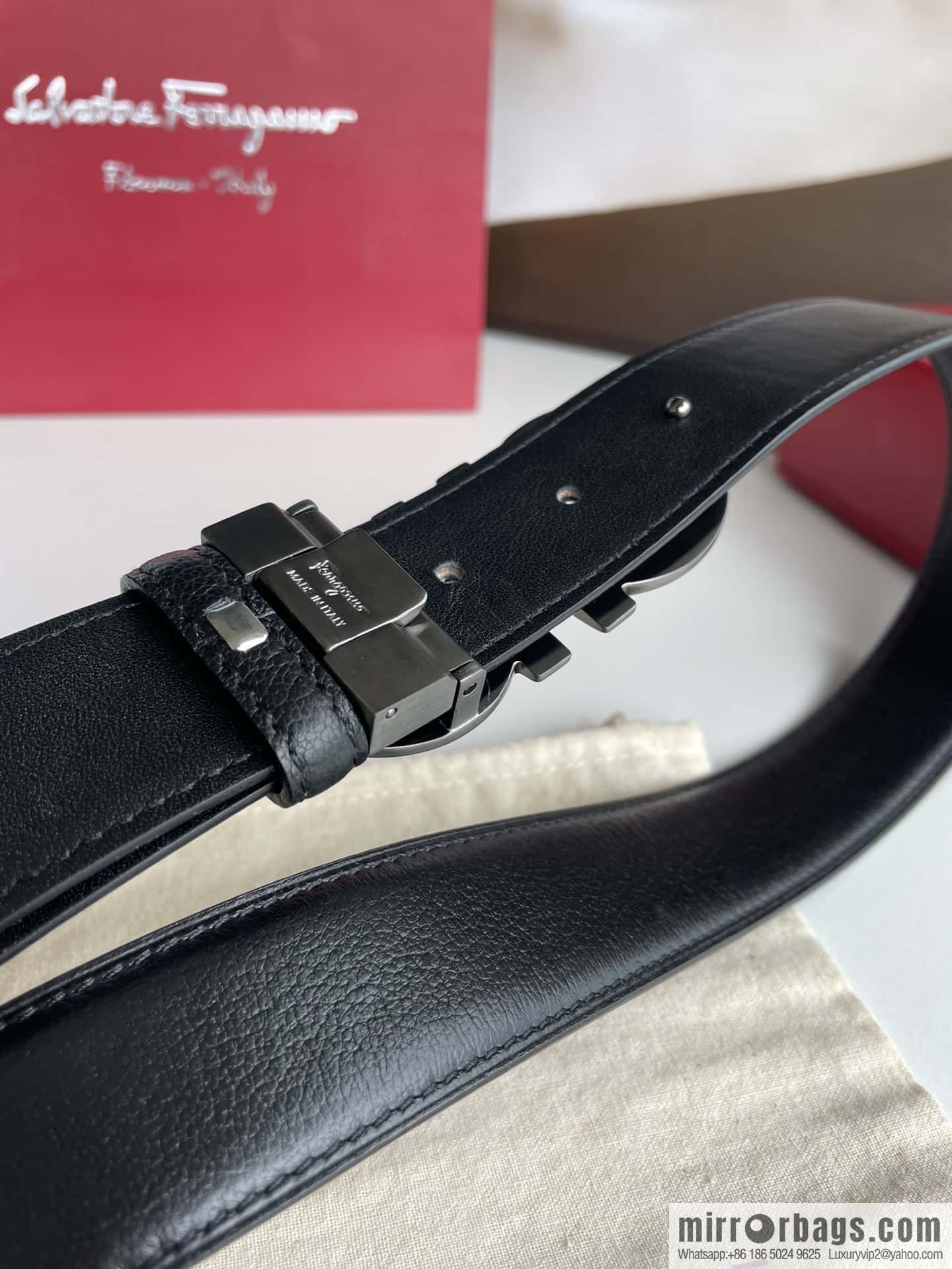 Ferragam Ferragamo, double-sided with delicate first layer of cowhide sheepskin texture belt 3.5cm