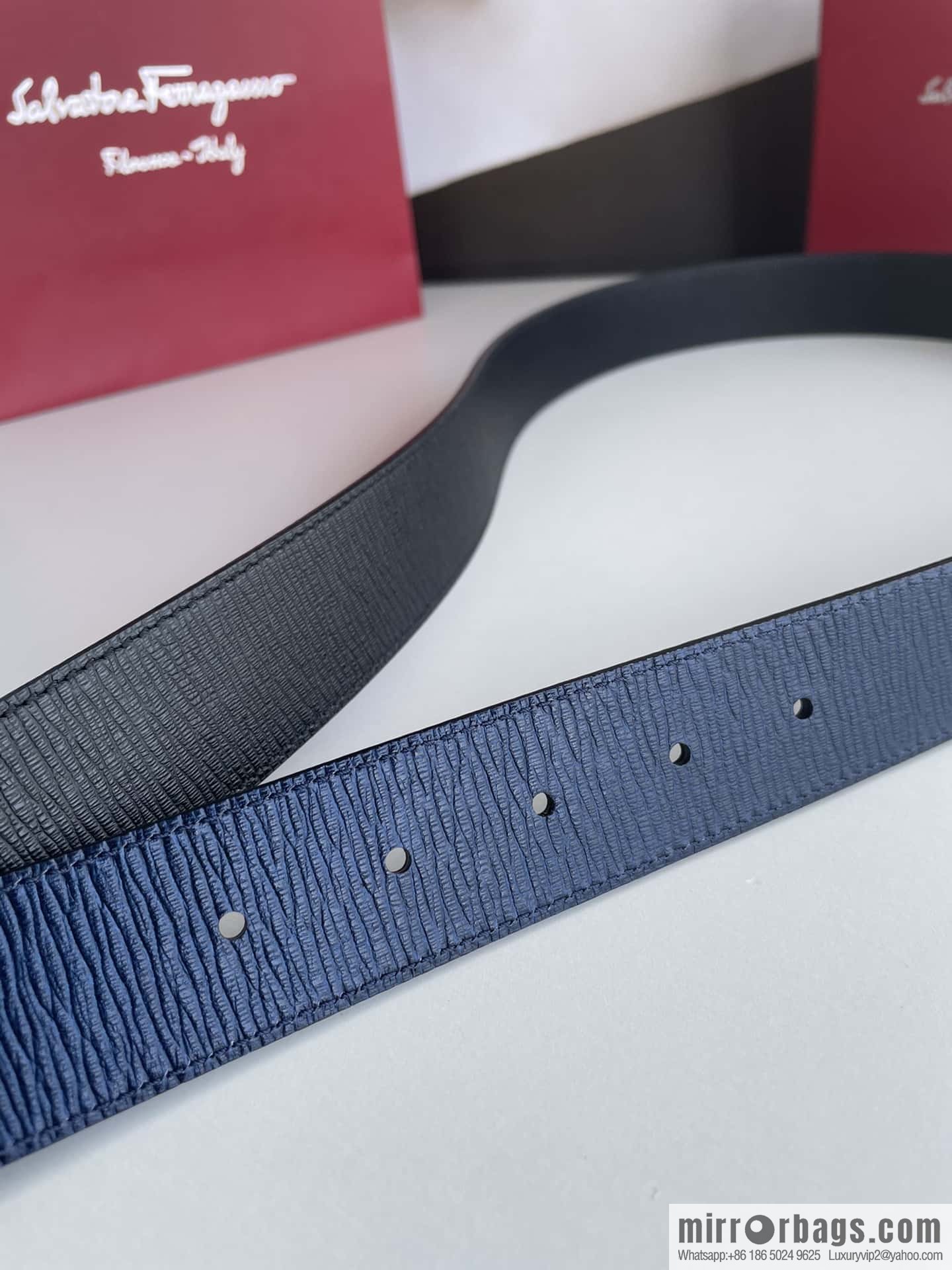 Ferragamo Men's Exquisite Acrylic Metal Buckle Top Cowhide Double-sided External Belt 3.5cm