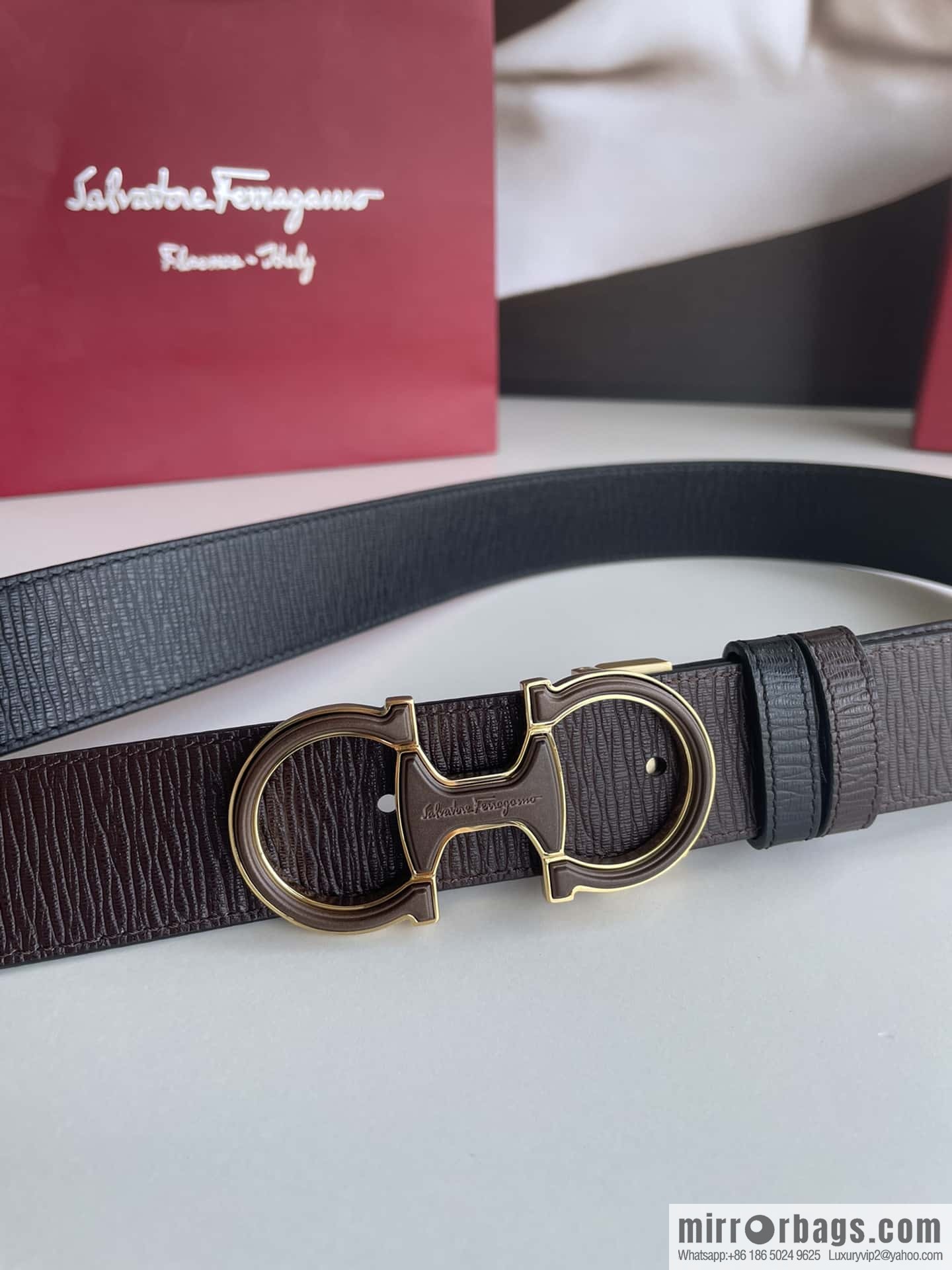 Ferragamo Men's Exquisite Acrylic Metal Buckle Top Cowhide Double-sided External Belt 3.5cm