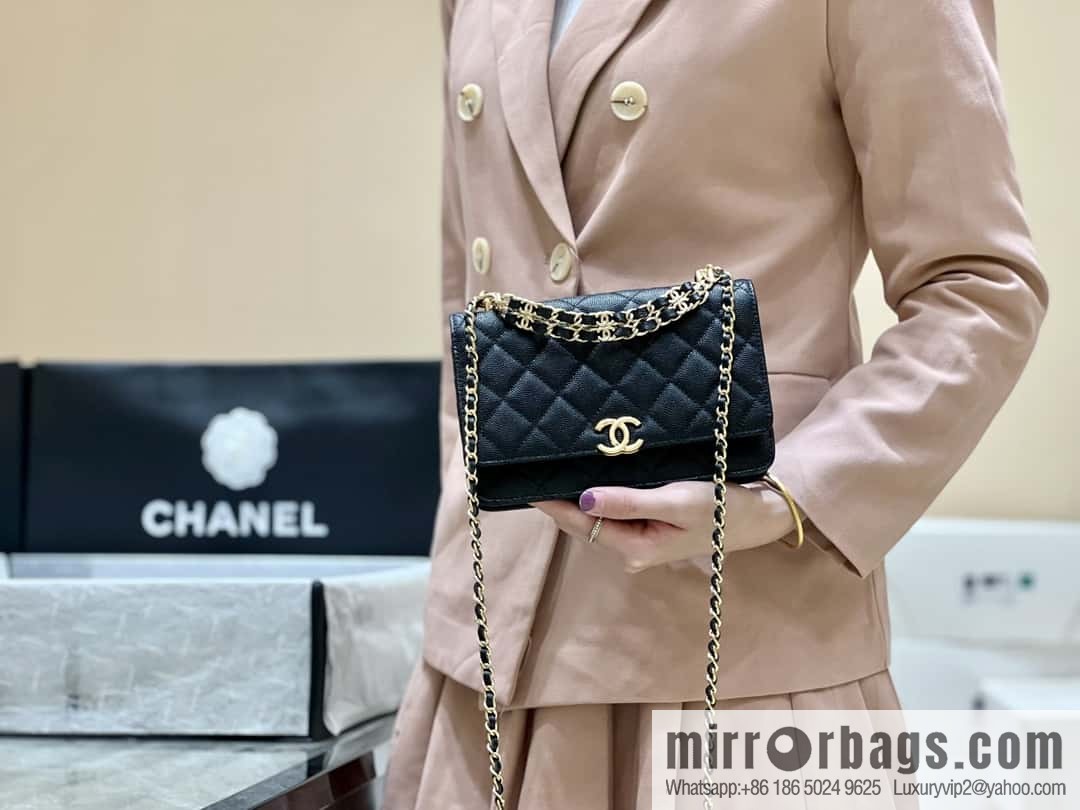 CHANEL 22k autumn and winter high-end ready-to-wear collection, lychee leather woc AP3019 black