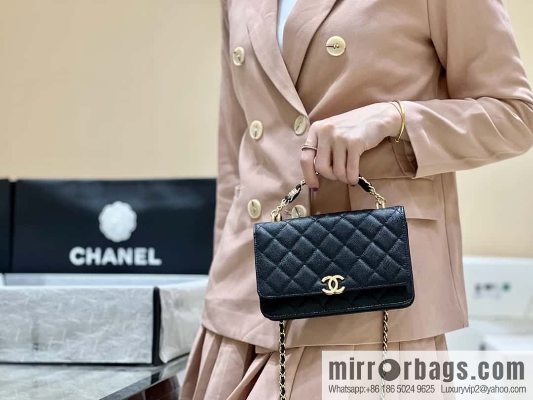 CHANEL 22k autumn and winter high-end ready-to-wear collection, lychee leather woc AP3019 black