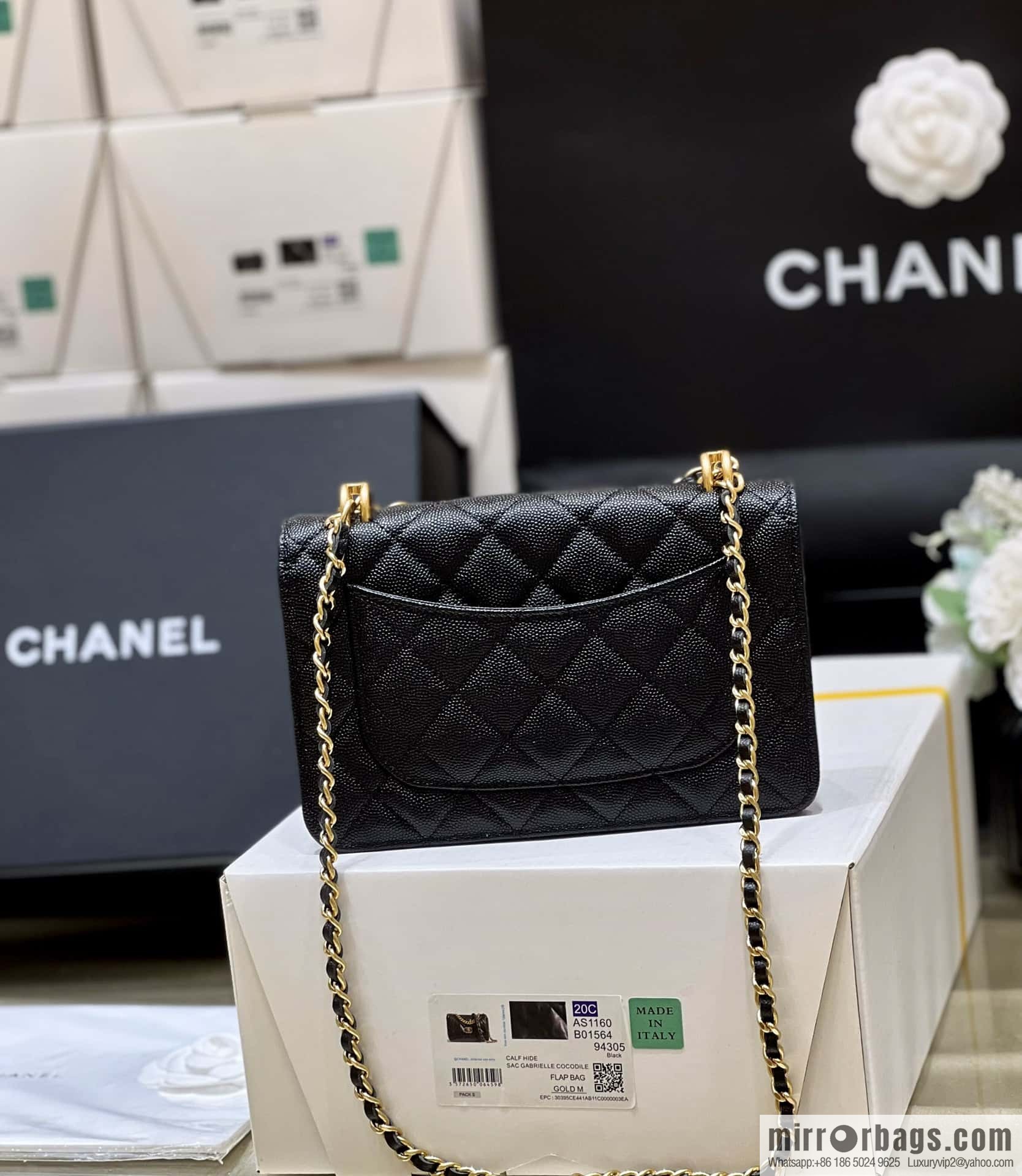 CHANEL 22k autumn and winter high-end ready-to-wear collection, lychee leather woc AP3019 black
