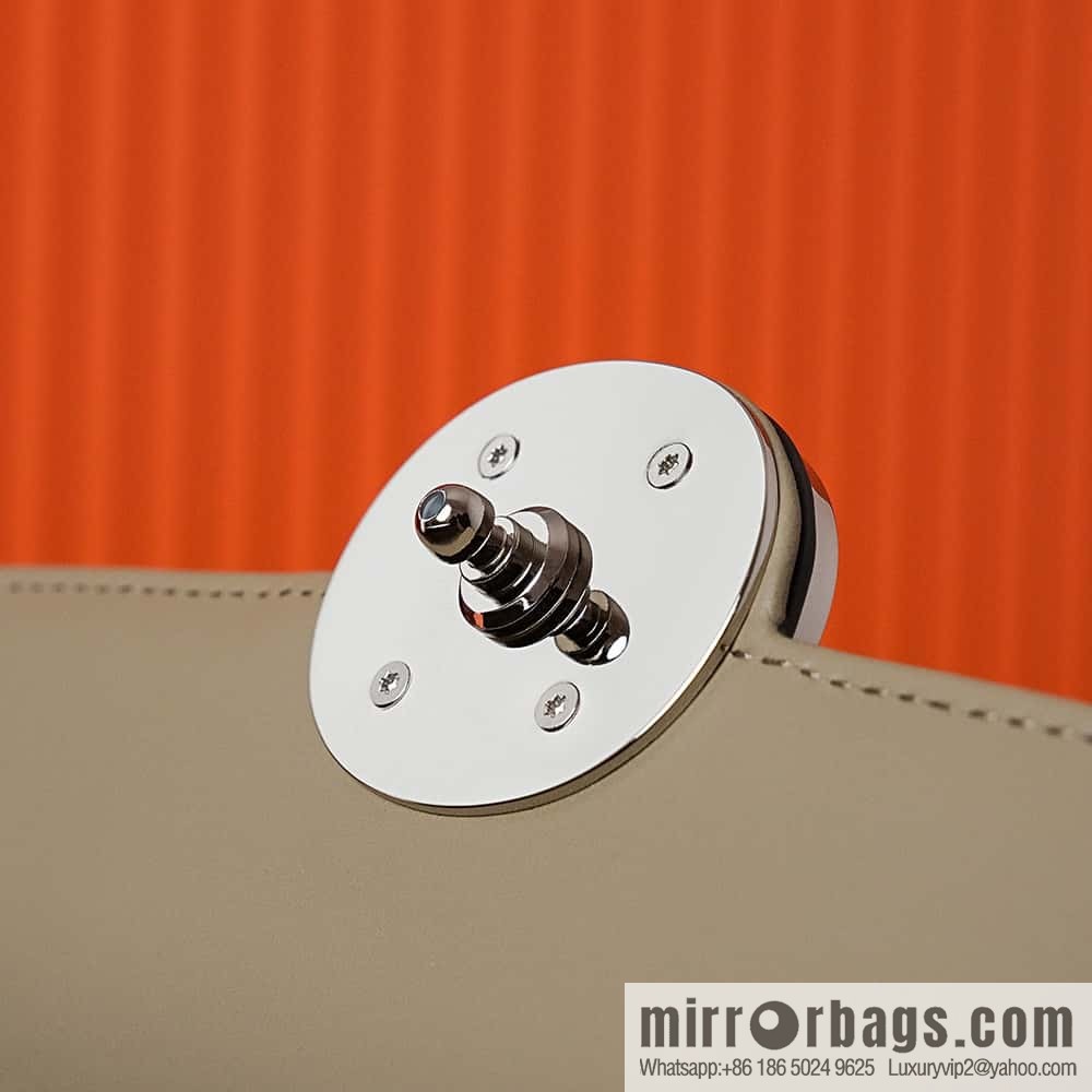 GUCCI PETITE GG MINI SHOULDER BAG 739722 FACJP 9769