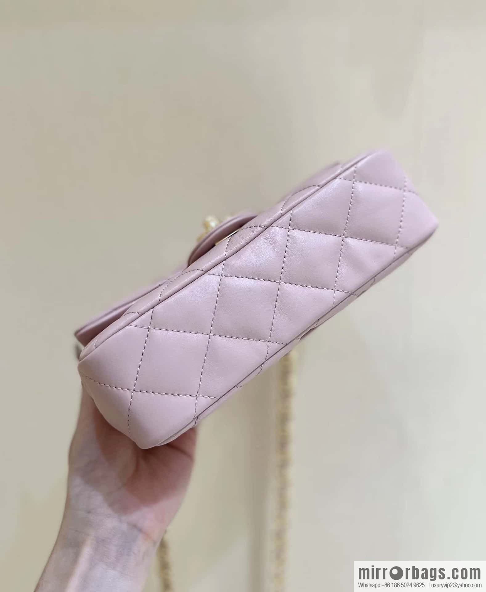 CHANEL 23S spring/summer series CF handle mini AS4023 pink