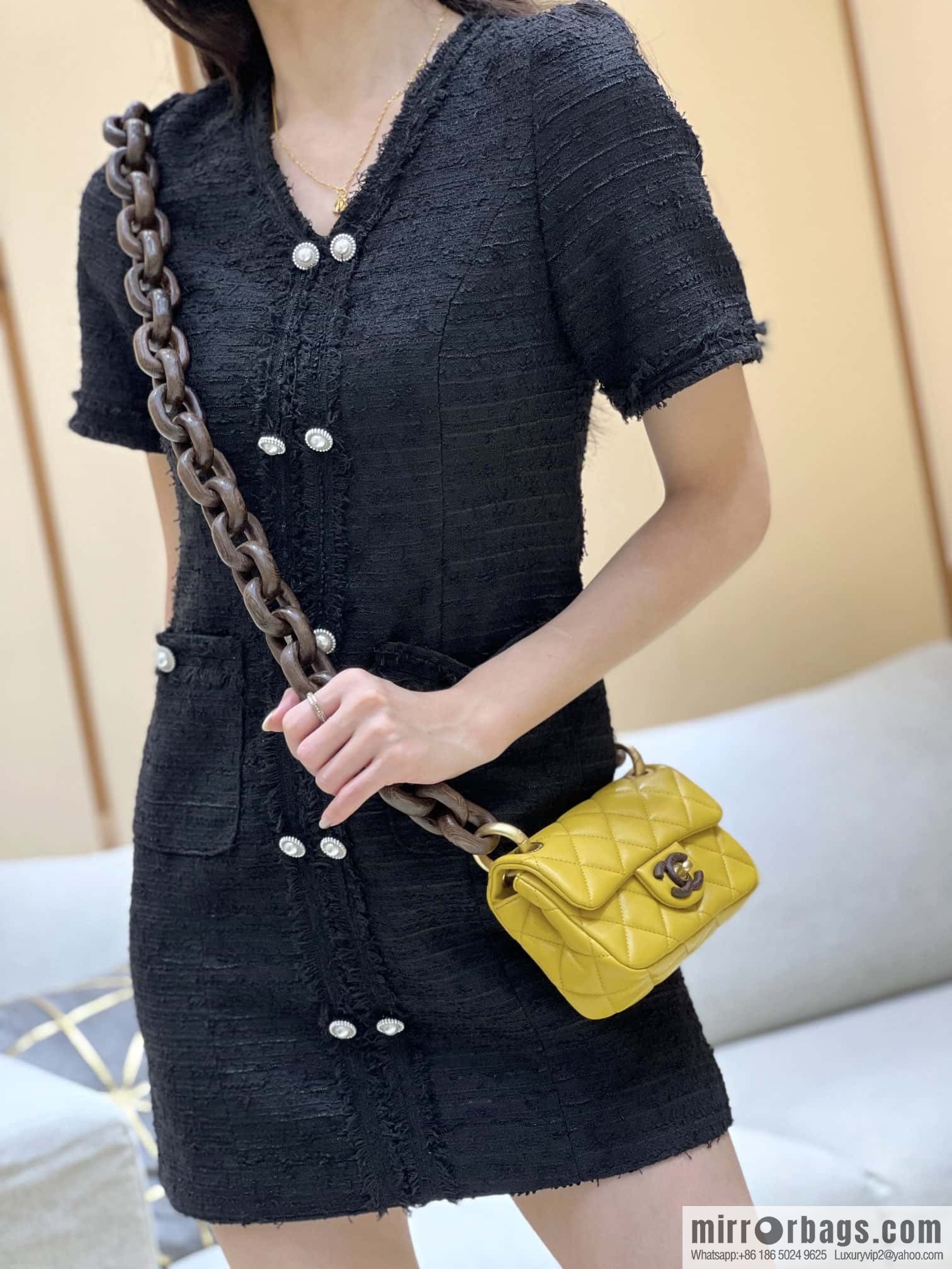CHANEL 23A Premium Handicraft Workshop Series, Dakar mahogany cf big mini bag AS4165 yellow