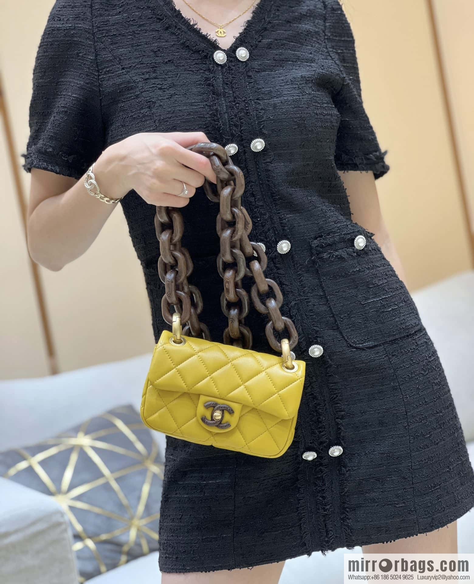 CHANEL 23A Premium Handicraft Workshop Series, Dakar mahogany cf big mini bag AS4165 yellow