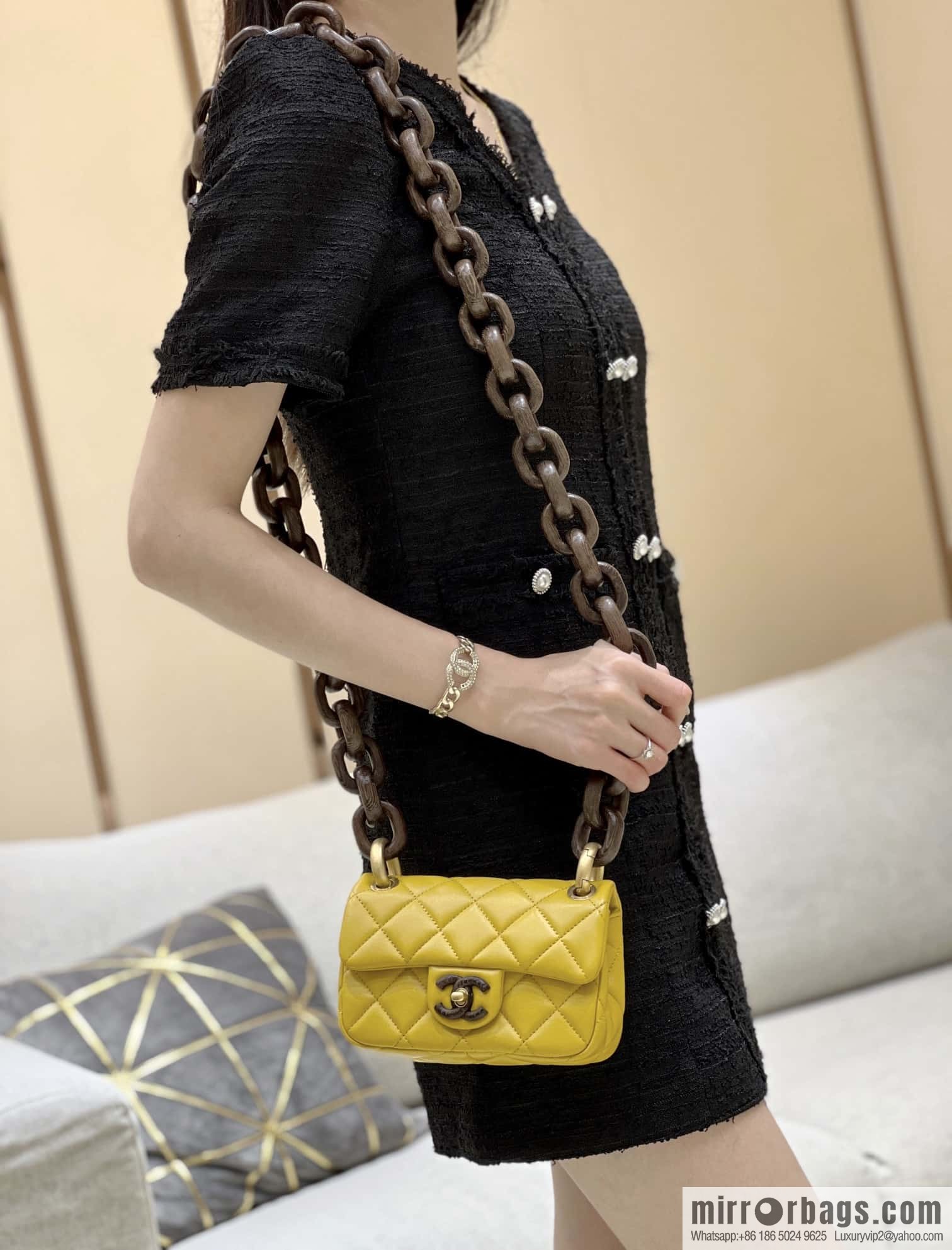 CHANEL 23A Premium Handicraft Workshop Series, Dakar mahogany cf big mini bag AS4165 yellow