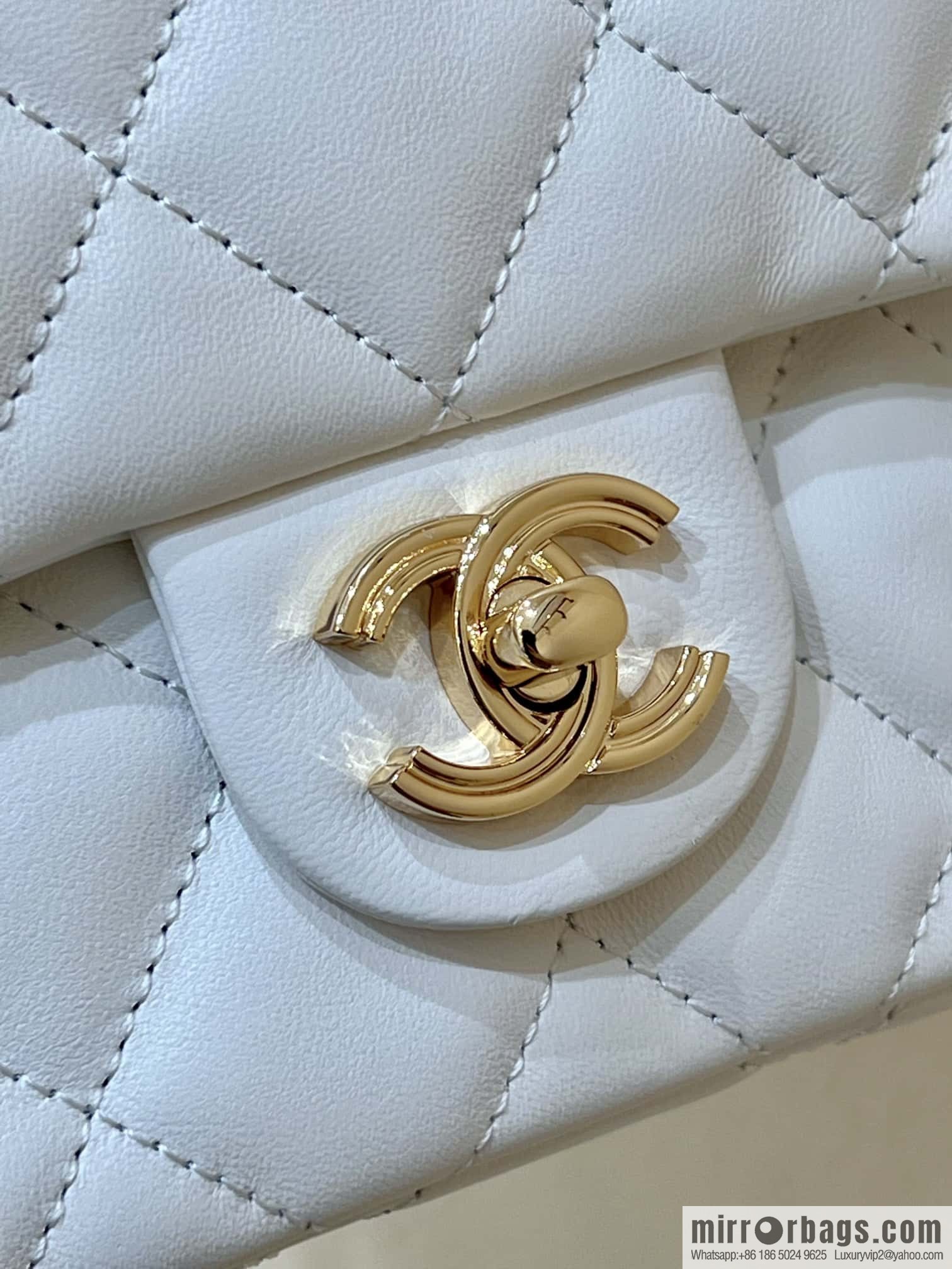 CHANEL 23S spring/summer series CF handle mini AS4023 white
