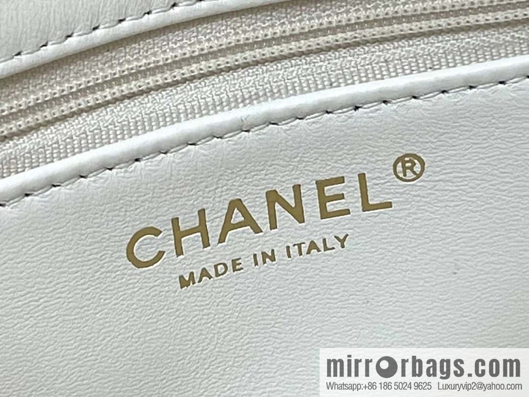 CHANEL 23S spring/summer series CF handle mini AS4023 white