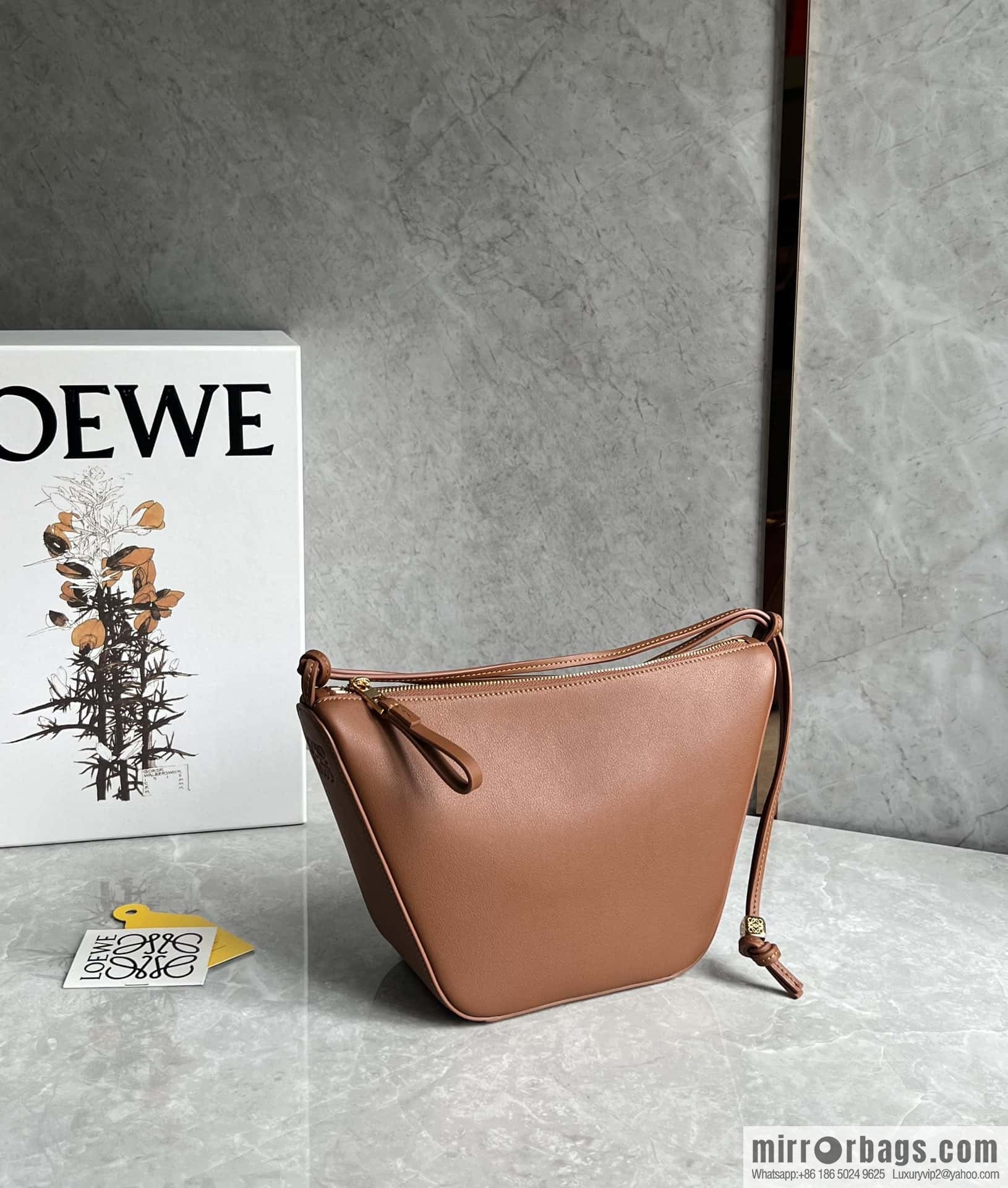 LOEWE new hammock armpit bag 0687 caramel color