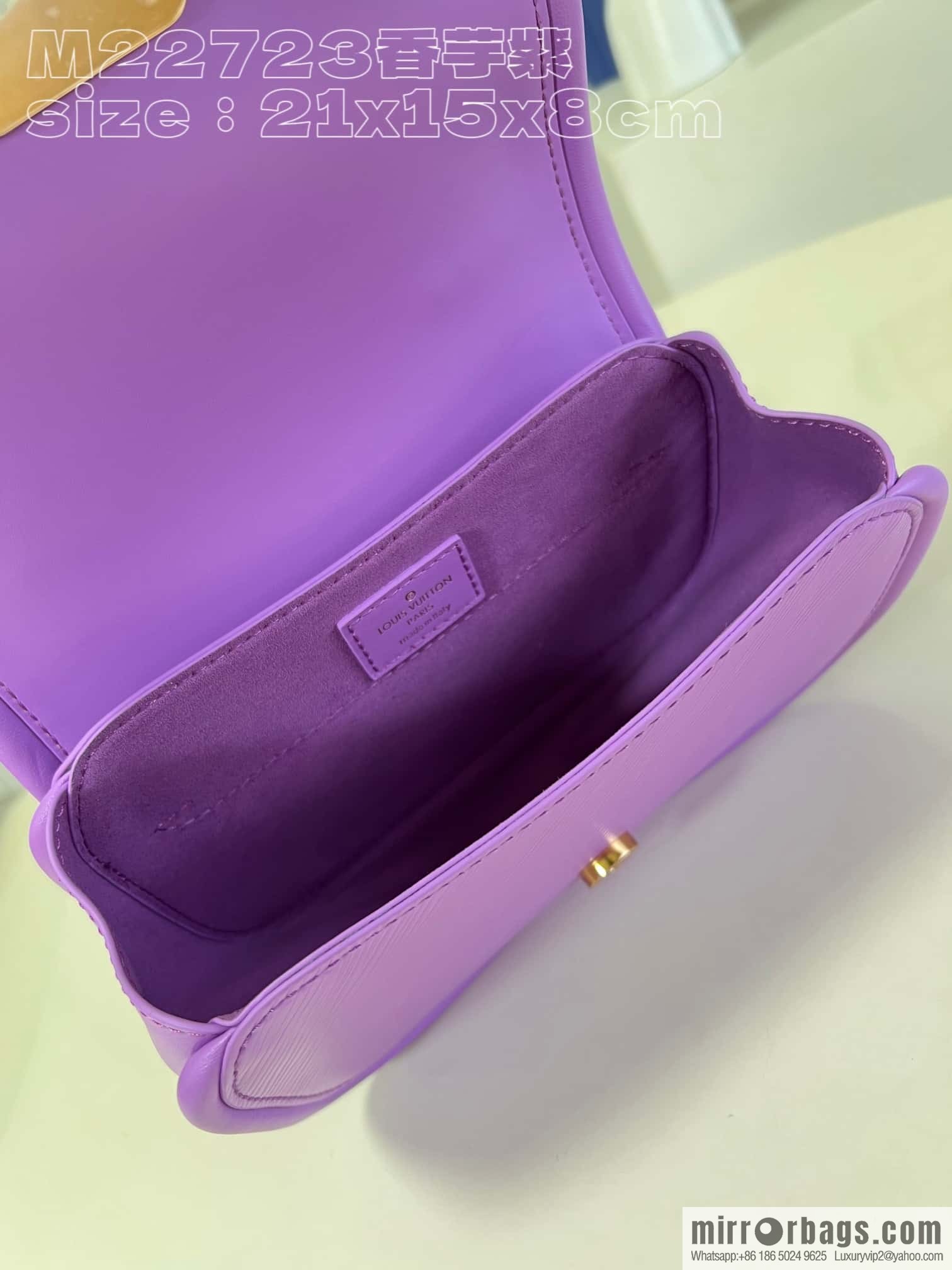 LV M22721 HIDE AND SEEK BAG