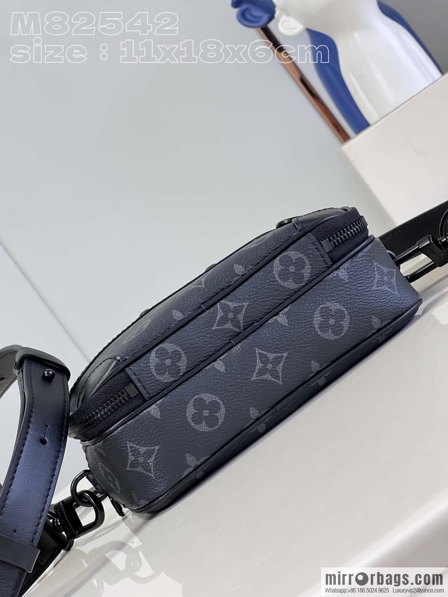 LV M82542 NANO ALPHA handbag
