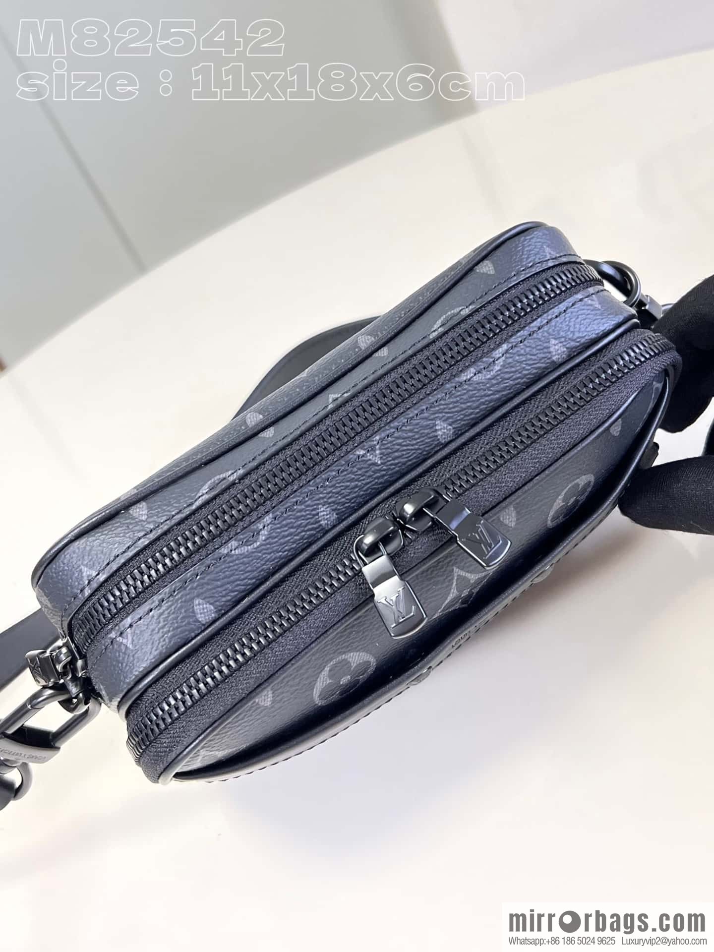 LV M82542 NANO ALPHA handbag