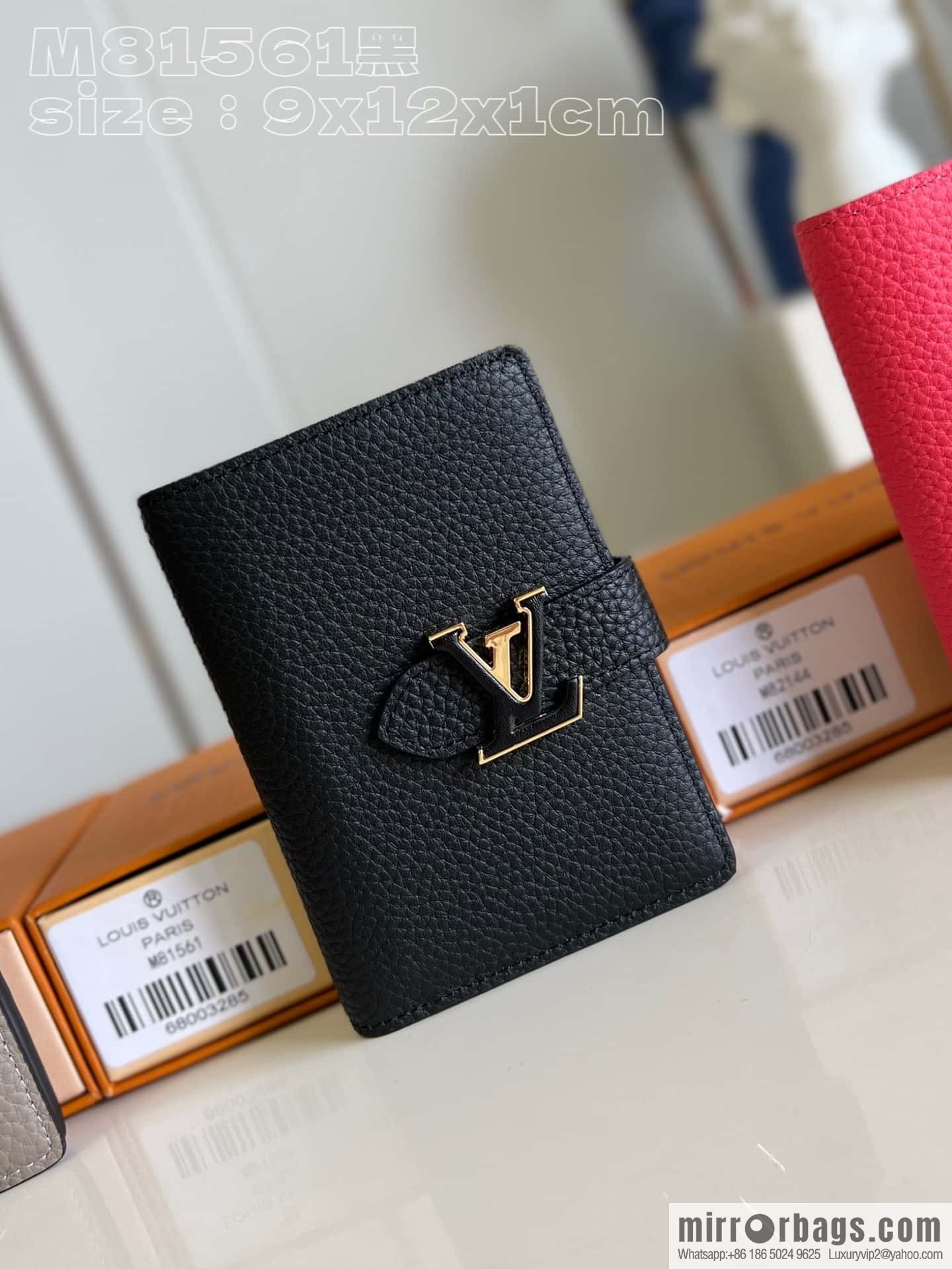 M81561 LV VERTICAL short wallet