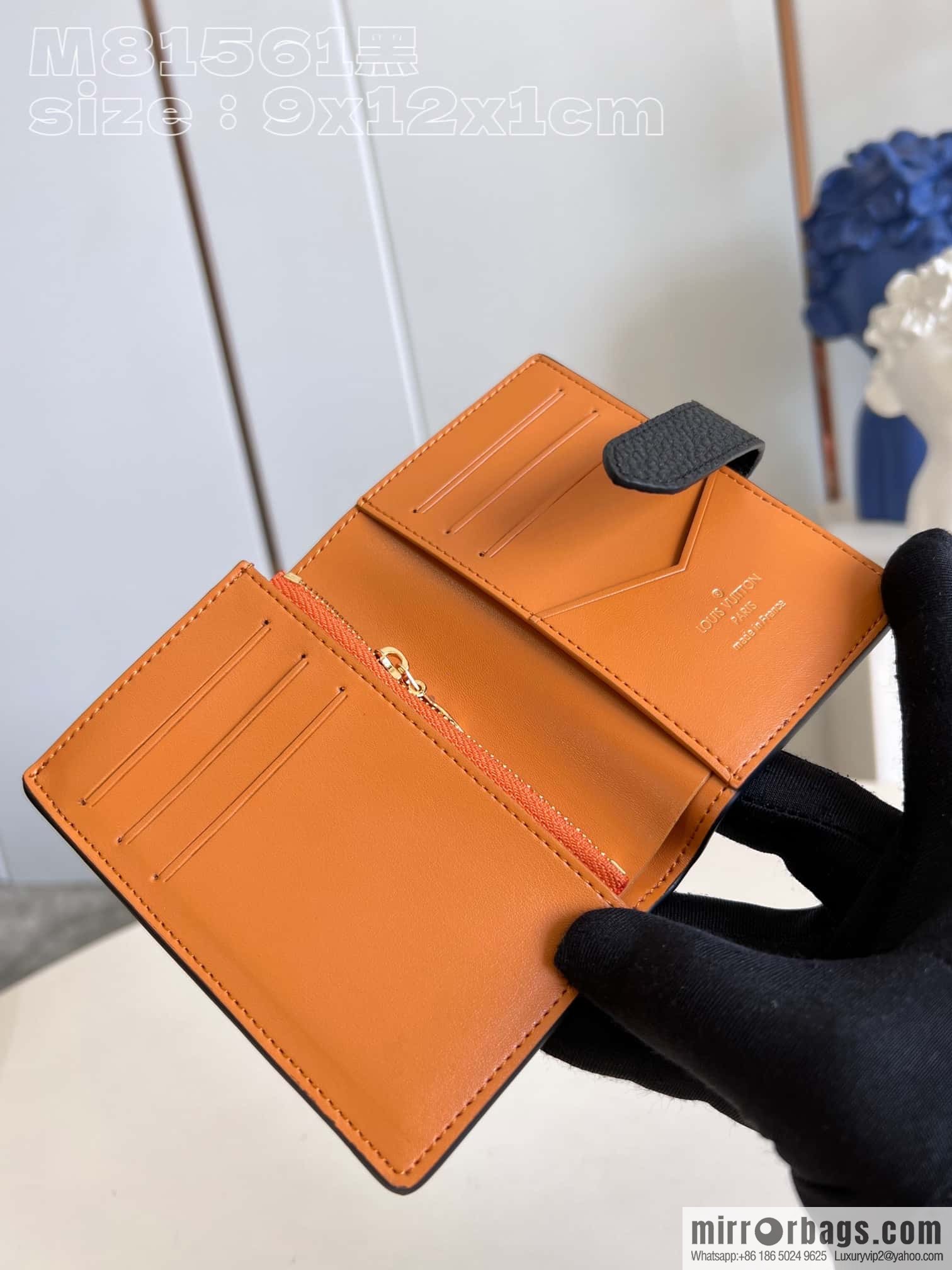 M81561 LV VERTICAL short wallet