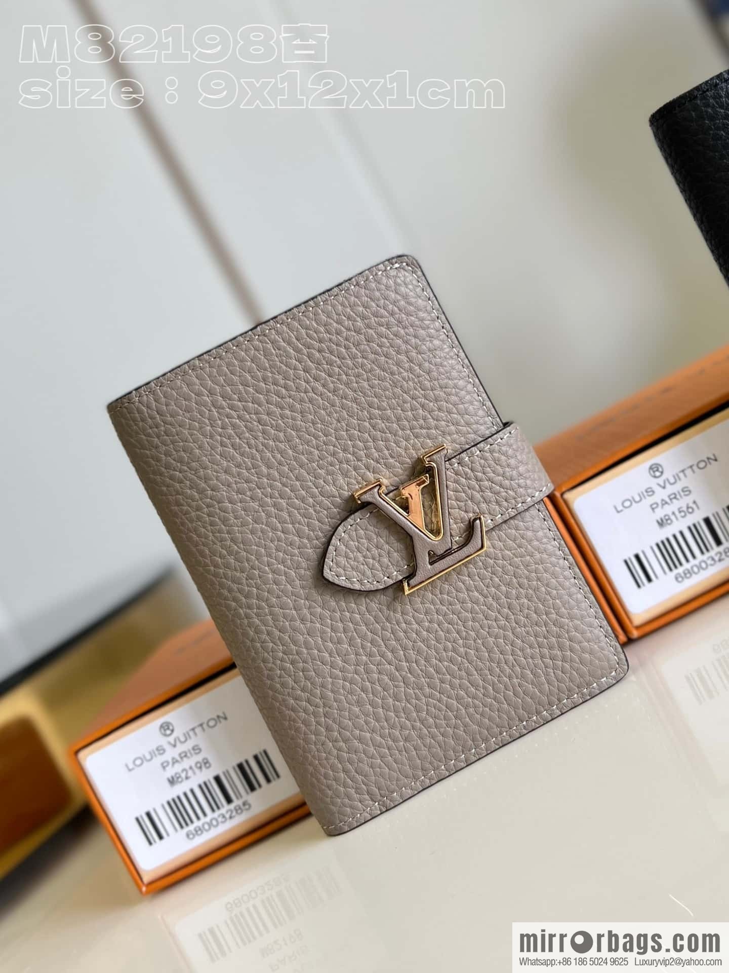 M82198 LV VERTICAL short wallet