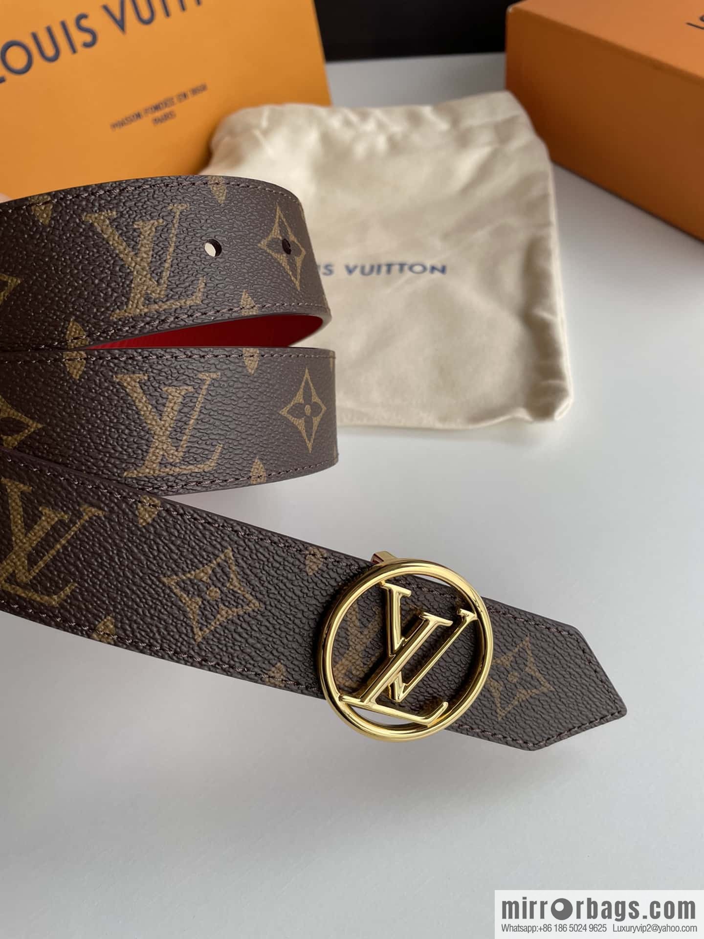 LV/Louis Vuitton, Gold Classic Round LV Buckle, Ladies LV Circle 35mm Double Sided Belt