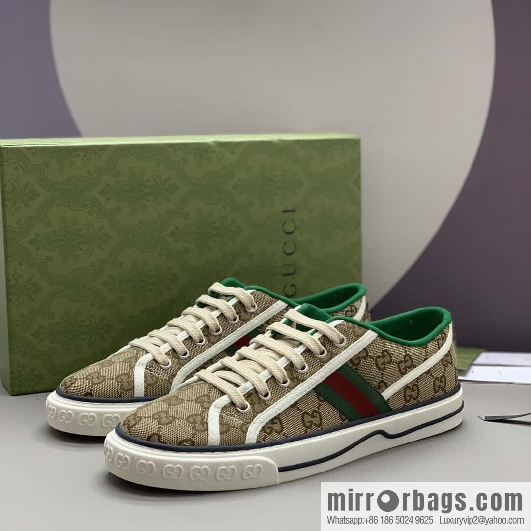 GUCCI apricot double G canvas, red and green webbing 1977 men's and women's canvas shoes