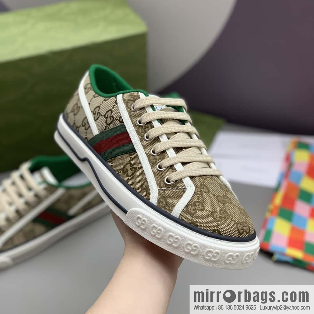 GUCCI apricot double G canvas, red and green webbing 1977 men's and women's canvas shoes