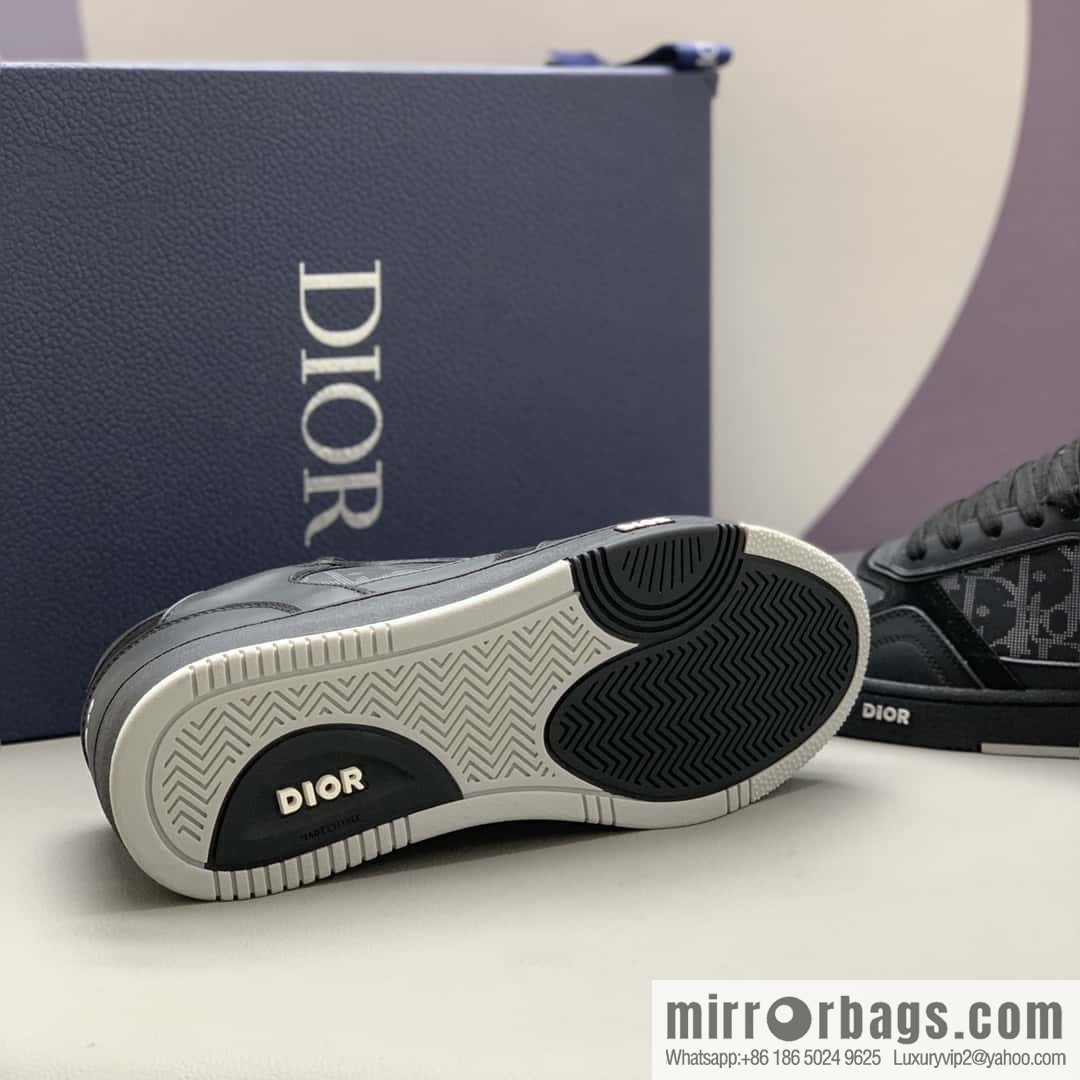 DIOR Dior B27 low-top sneakers with beige and black Oblique print inlay on the side