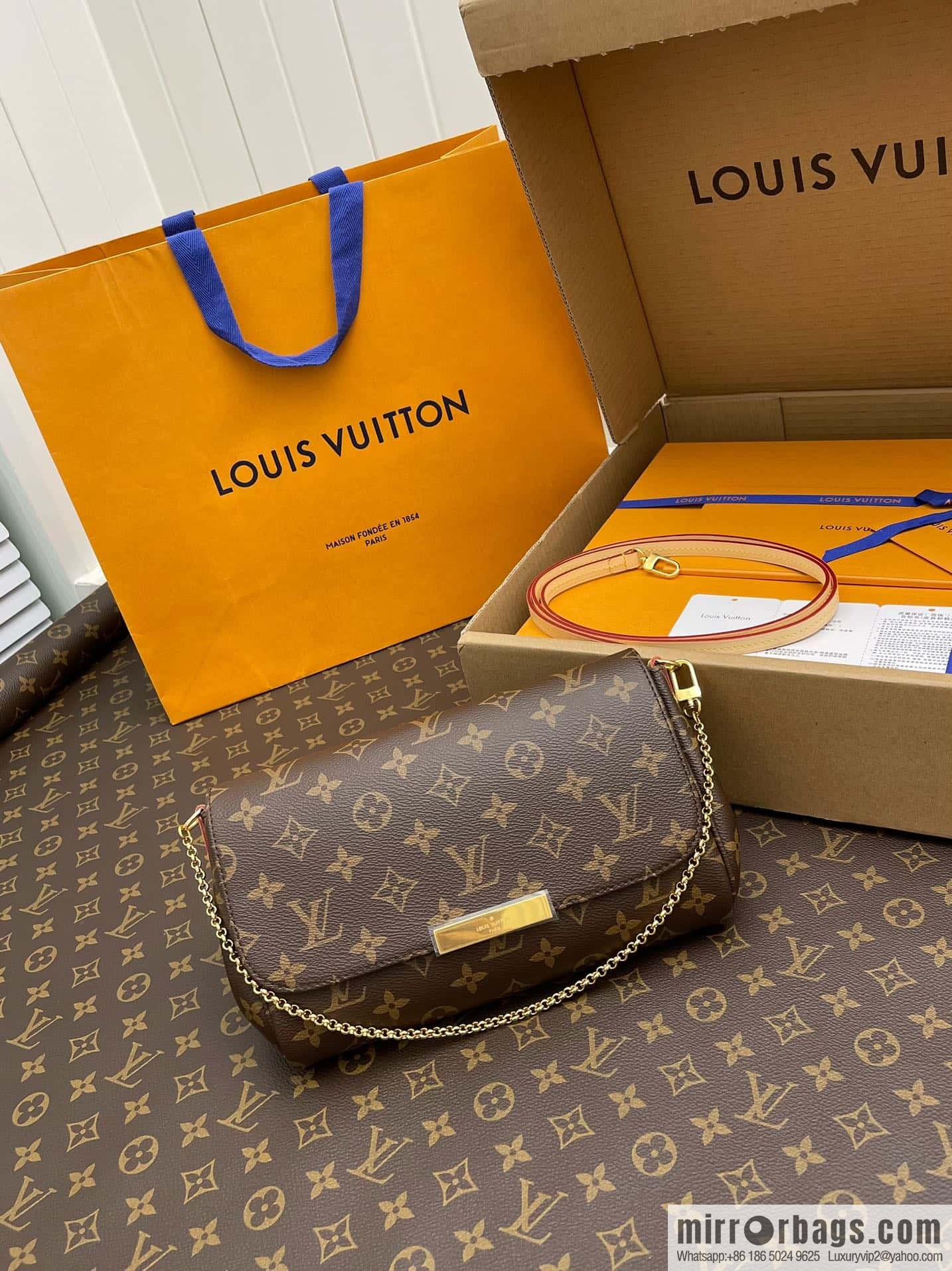 Favorite monogram crossbody bag M40718