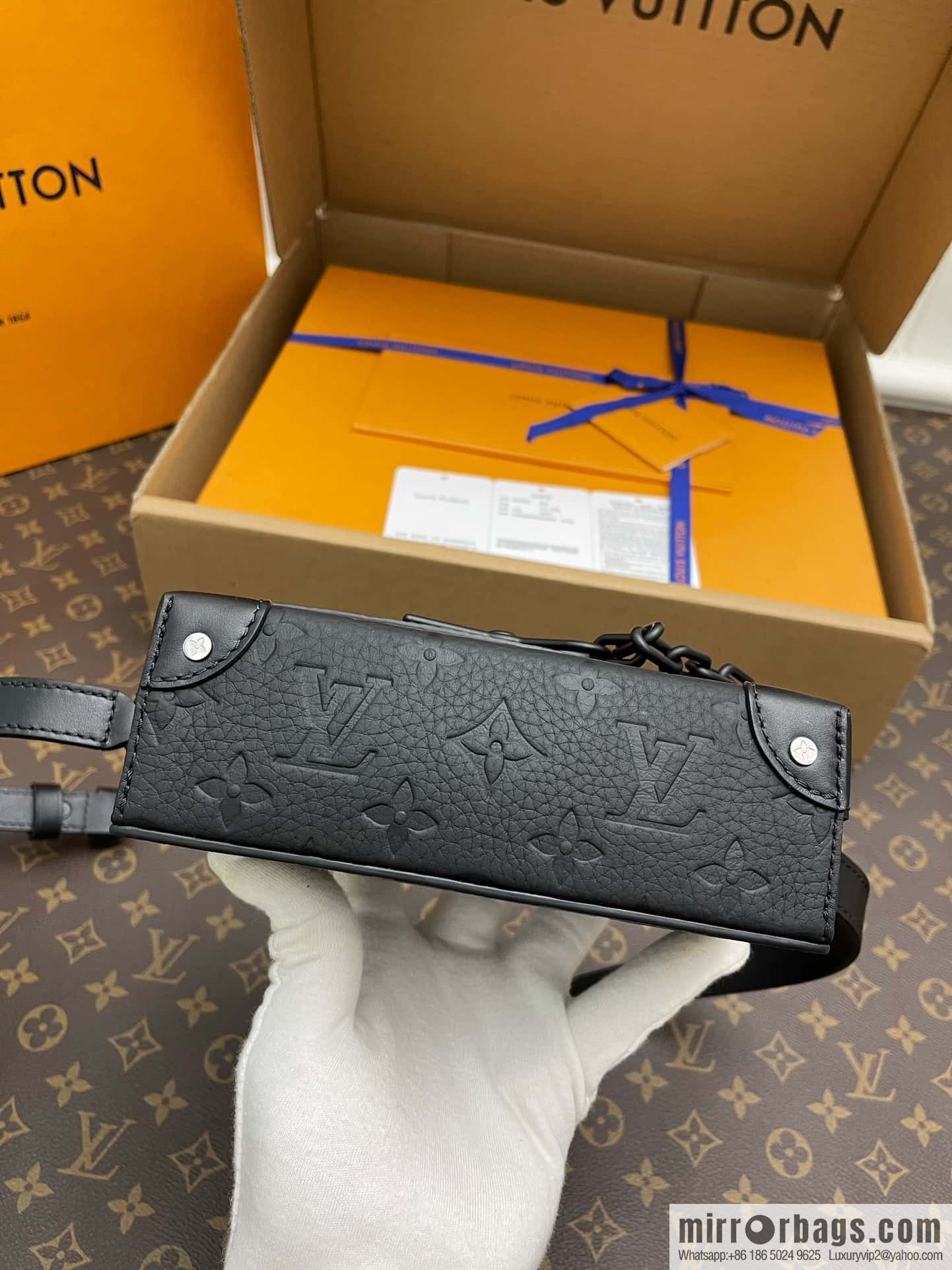 LV M81746 STEAMER mini handbag