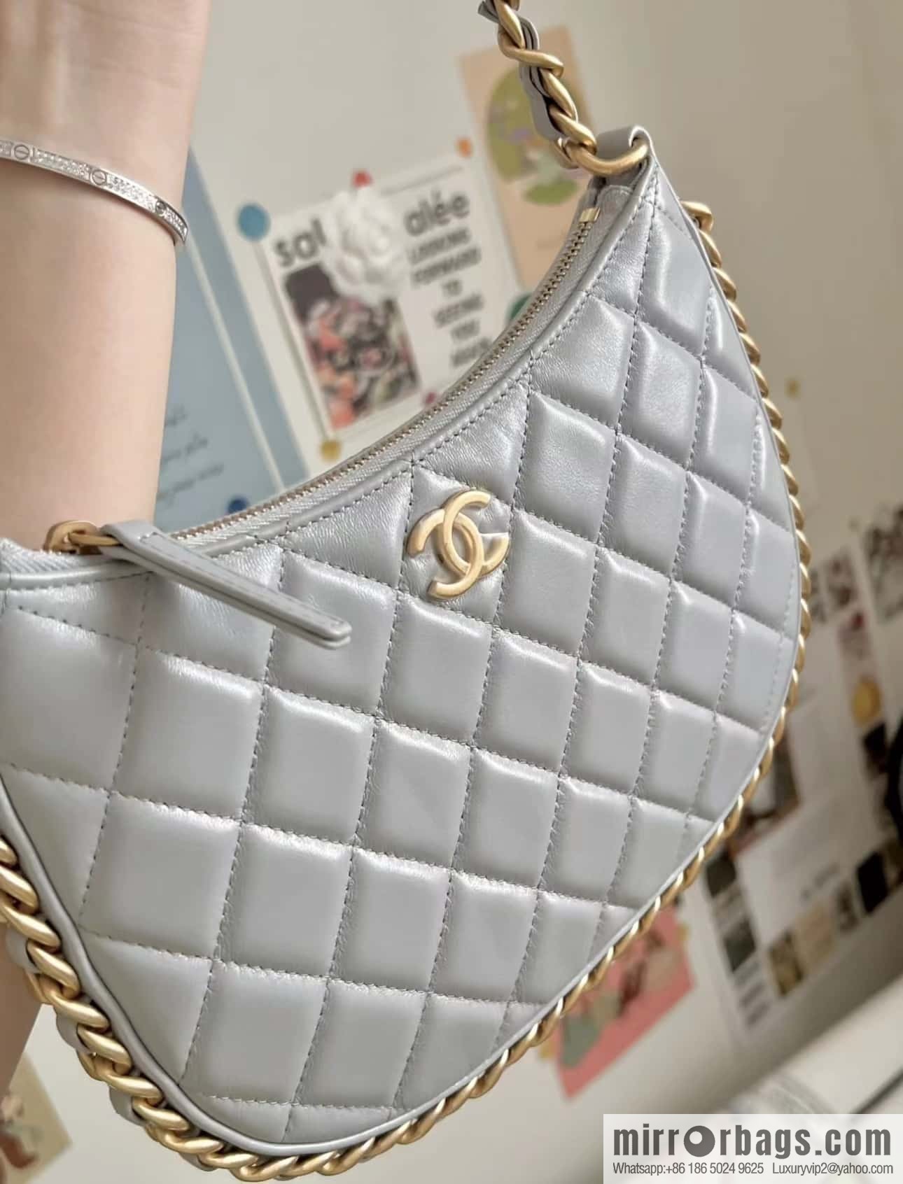 CHANEL 23B autumn and winter trailer series hobo armpit bag AS4378