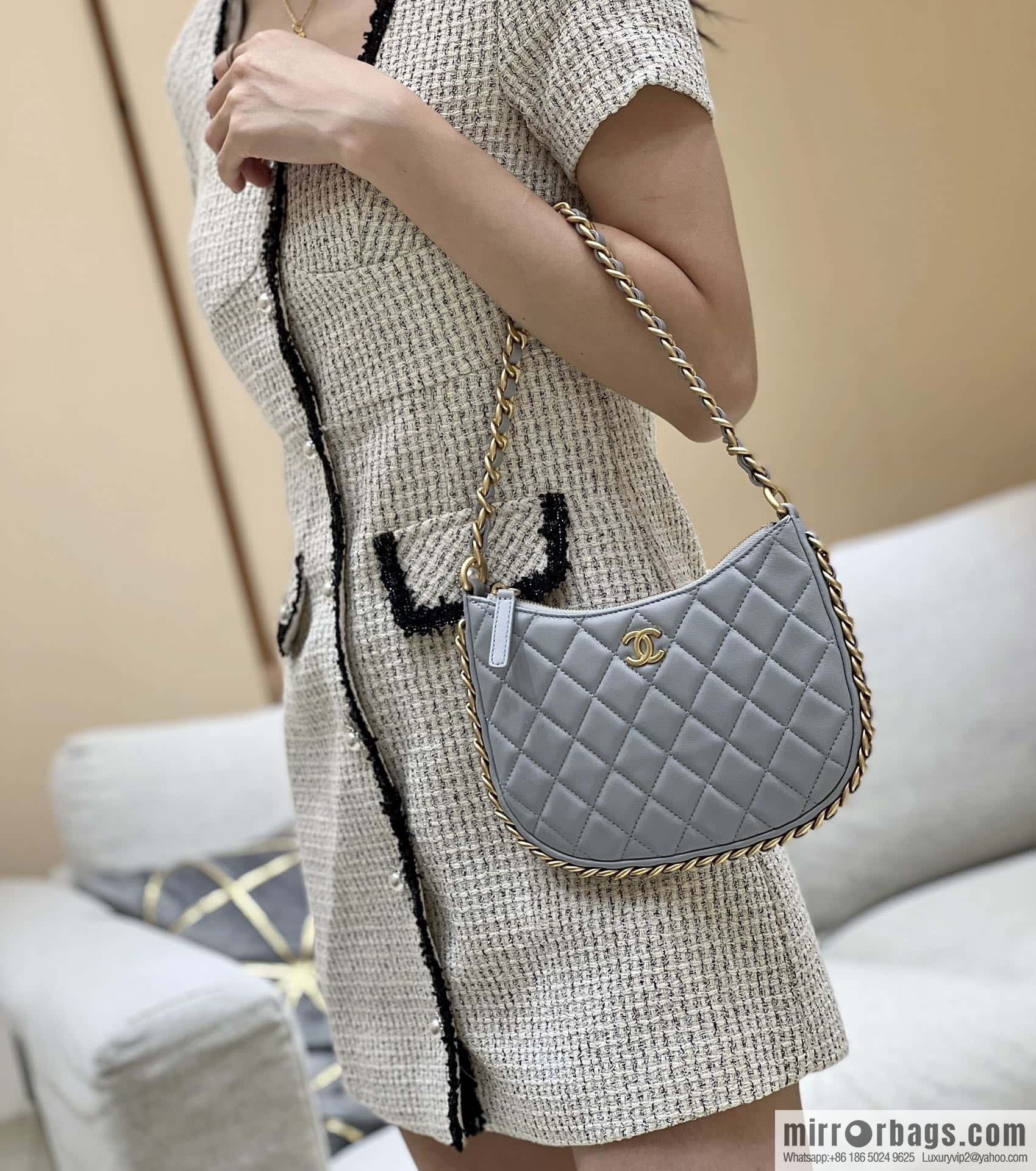 CHANEL 23B autumn and winter trailer series hobo armpit bag AS4378