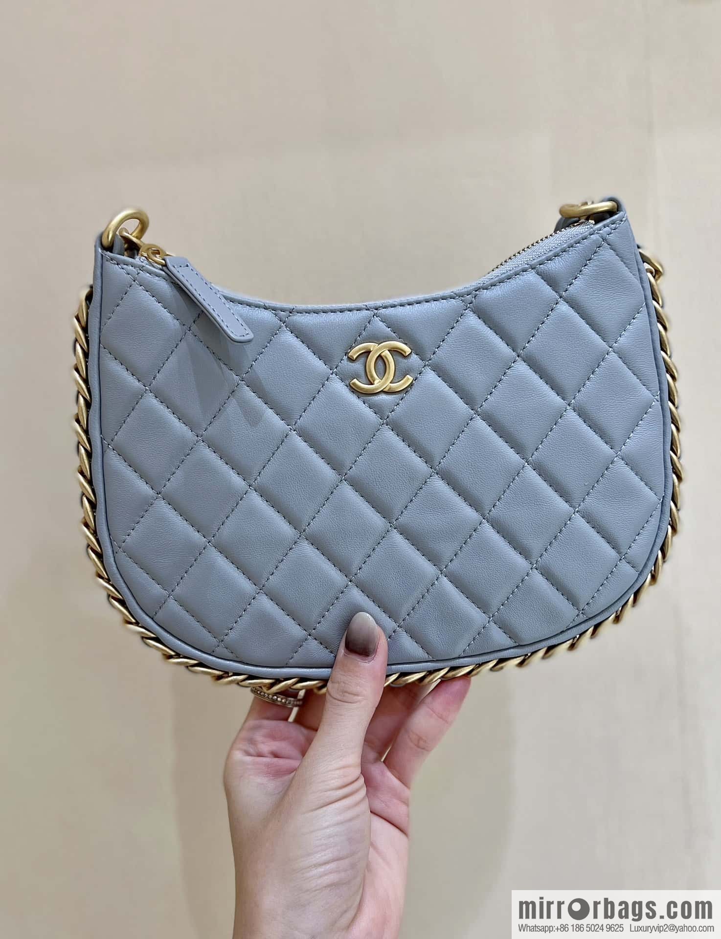 CHANEL 23B autumn and winter trailer series hobo armpit bag AS4378