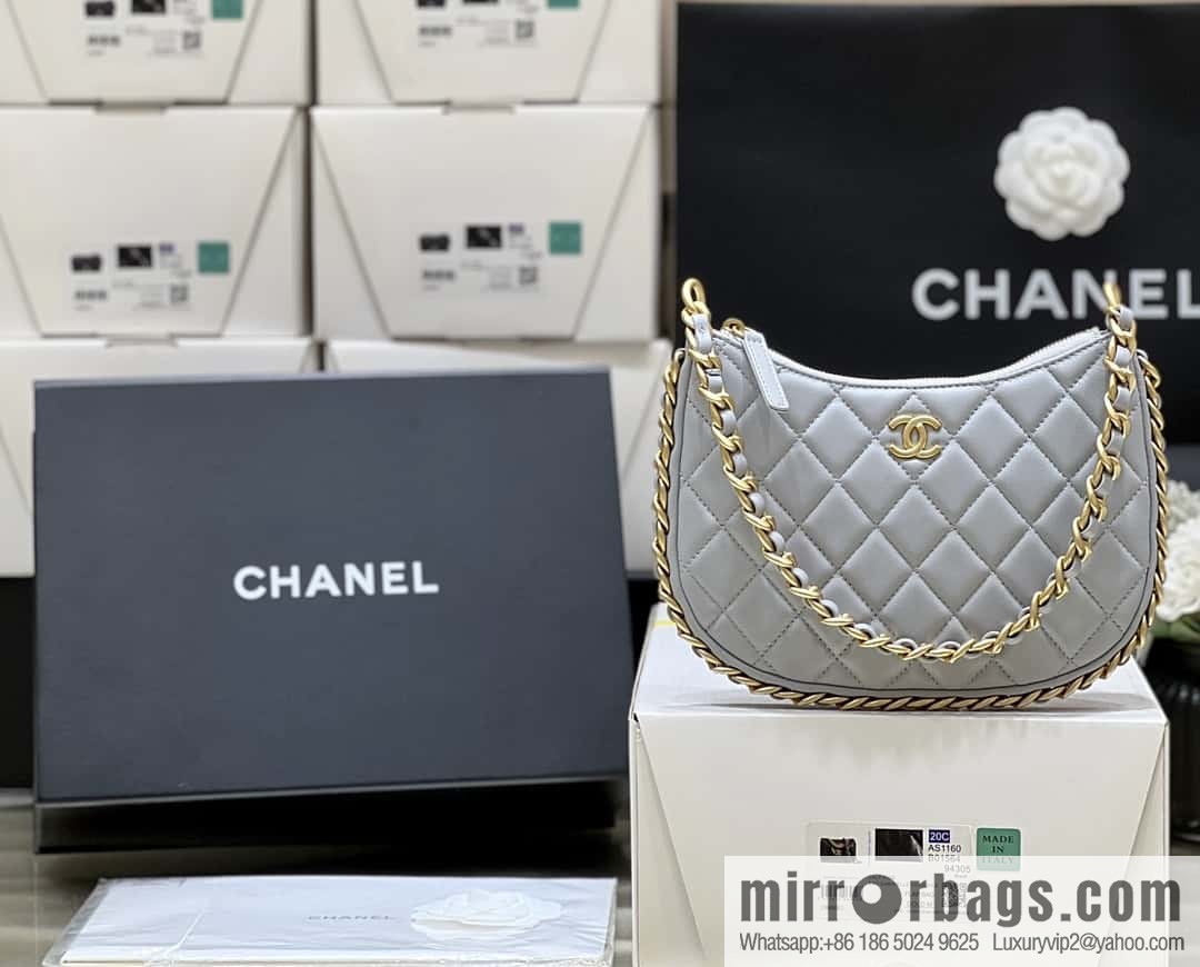 CHANEL 23B autumn and winter trailer series hobo armpit bag AS4378