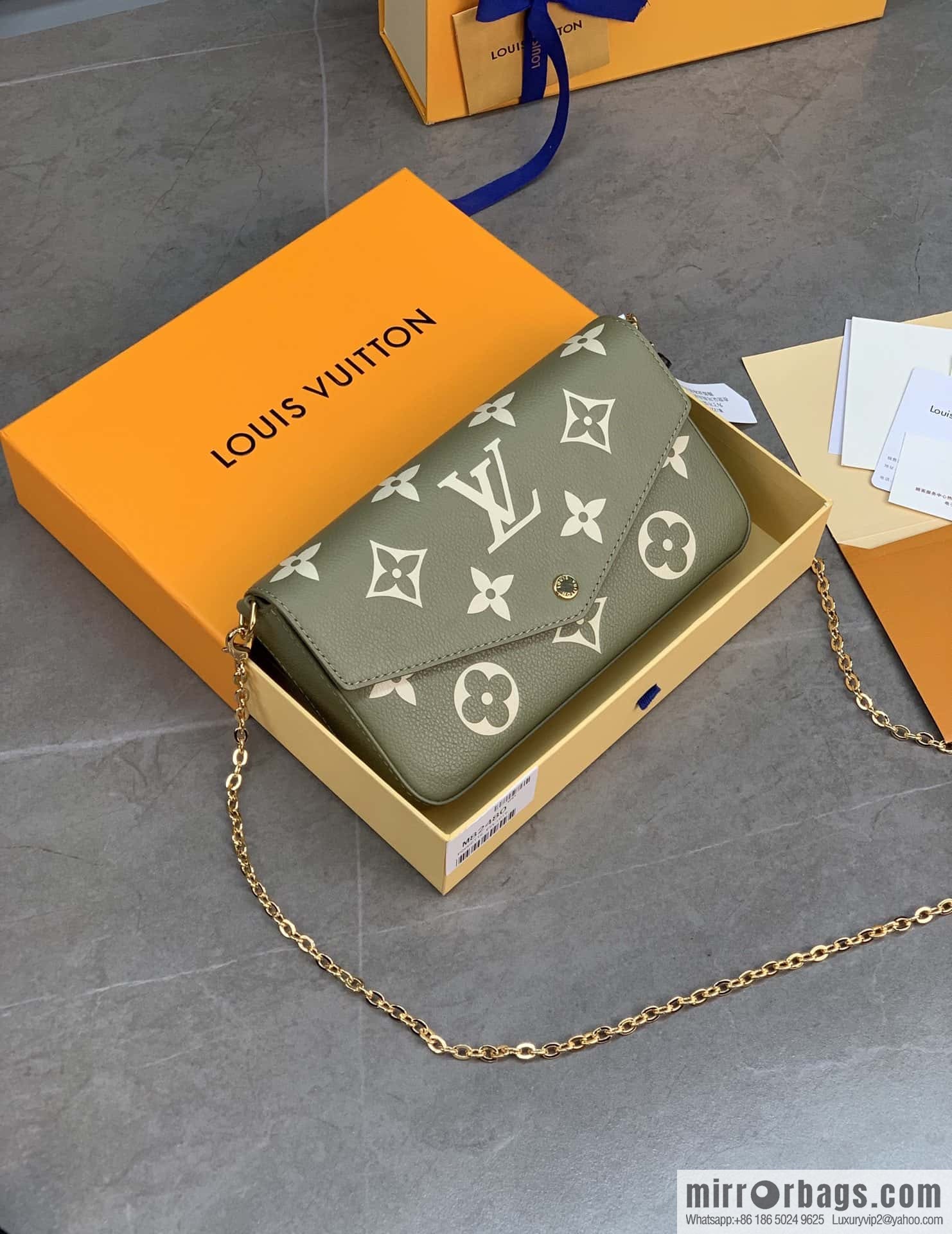 LV M82480 POCHETTE FÉLICIE chain bag