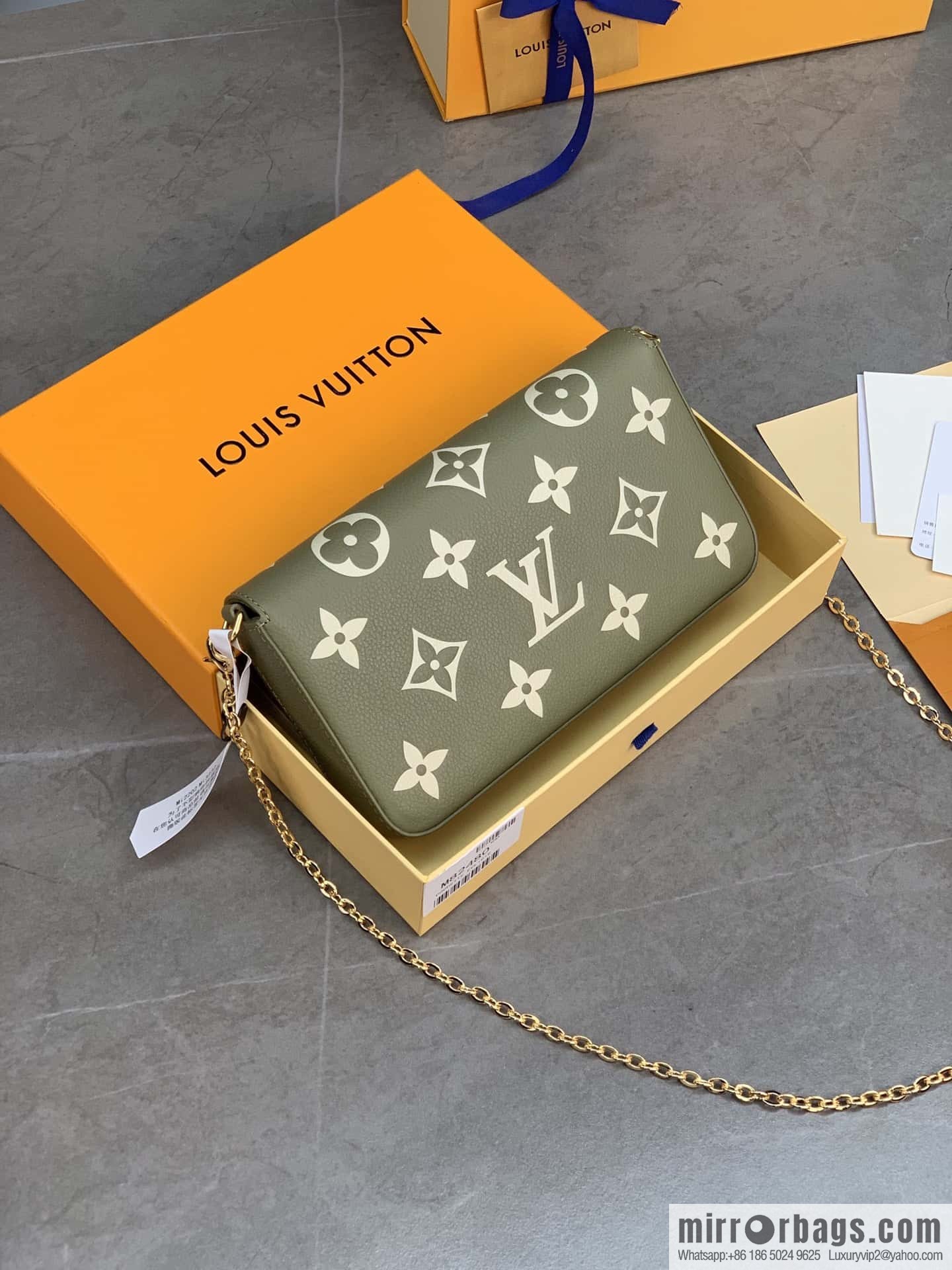 LV M82480 POCHETTE FÉLICIE chain bag