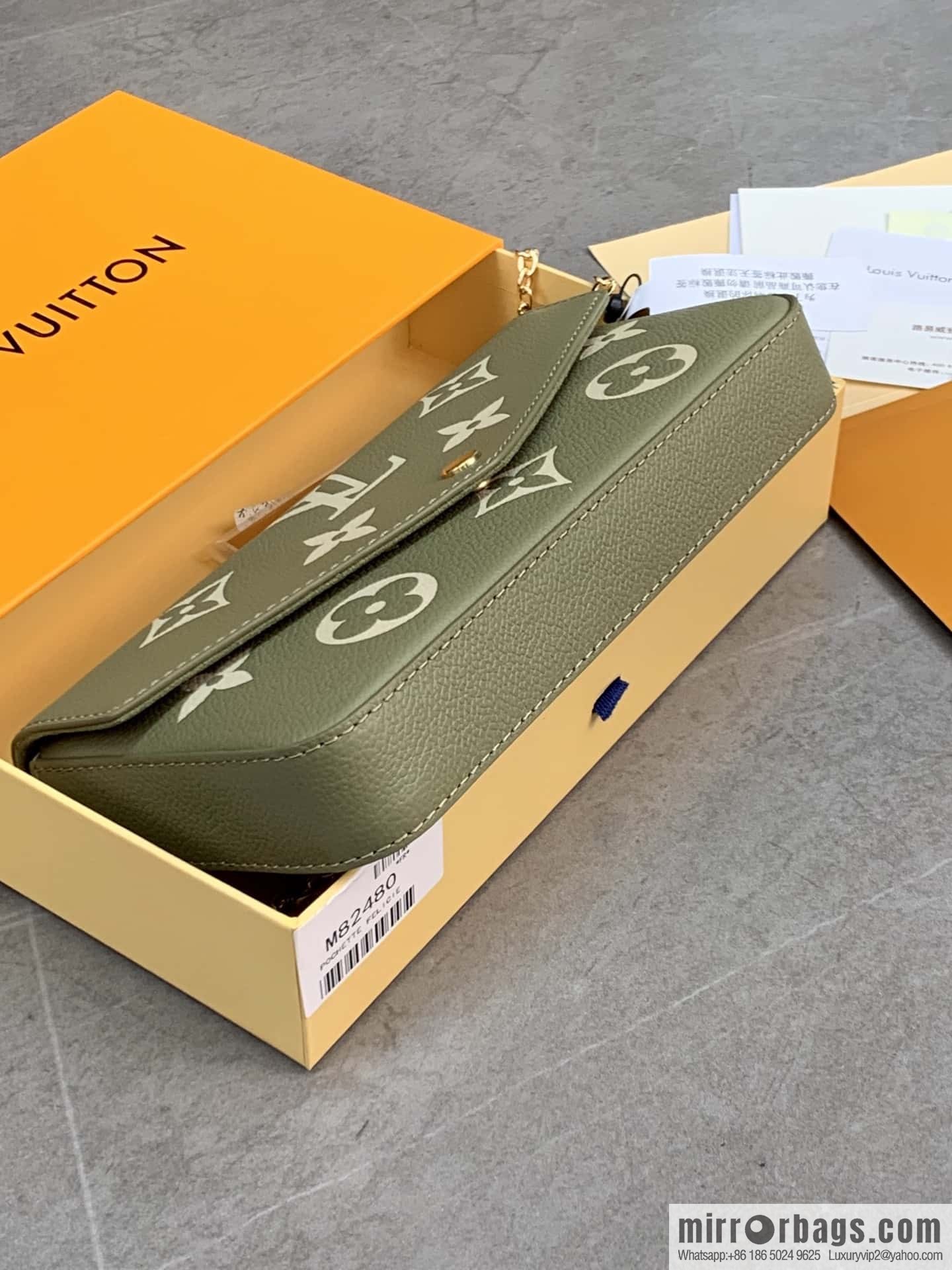 LV M82480 POCHETTE FÉLICIE chain bag