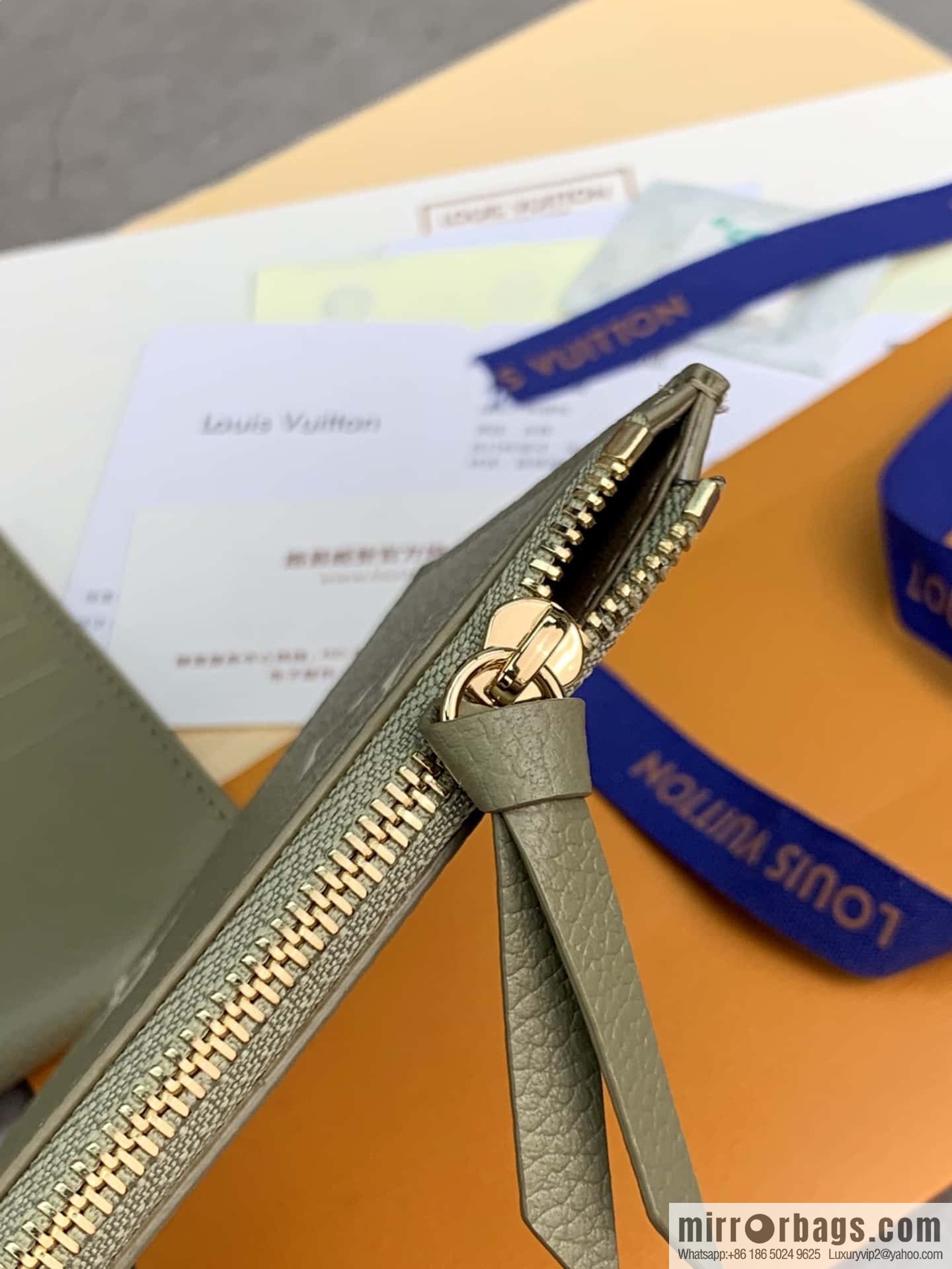 LV M82480 POCHETTE FÉLICIE chain bag
