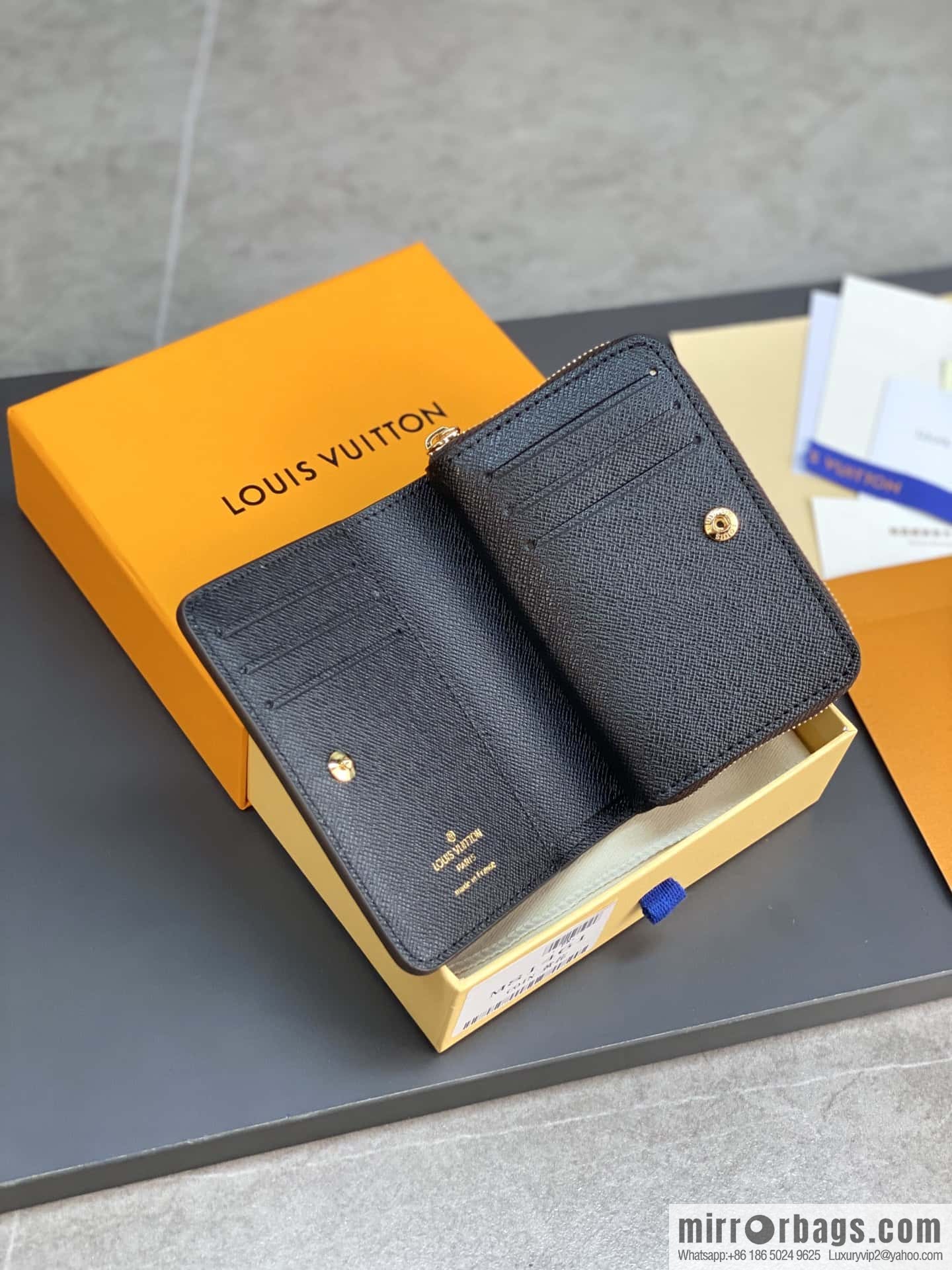 LV M81461 Lou Wallet