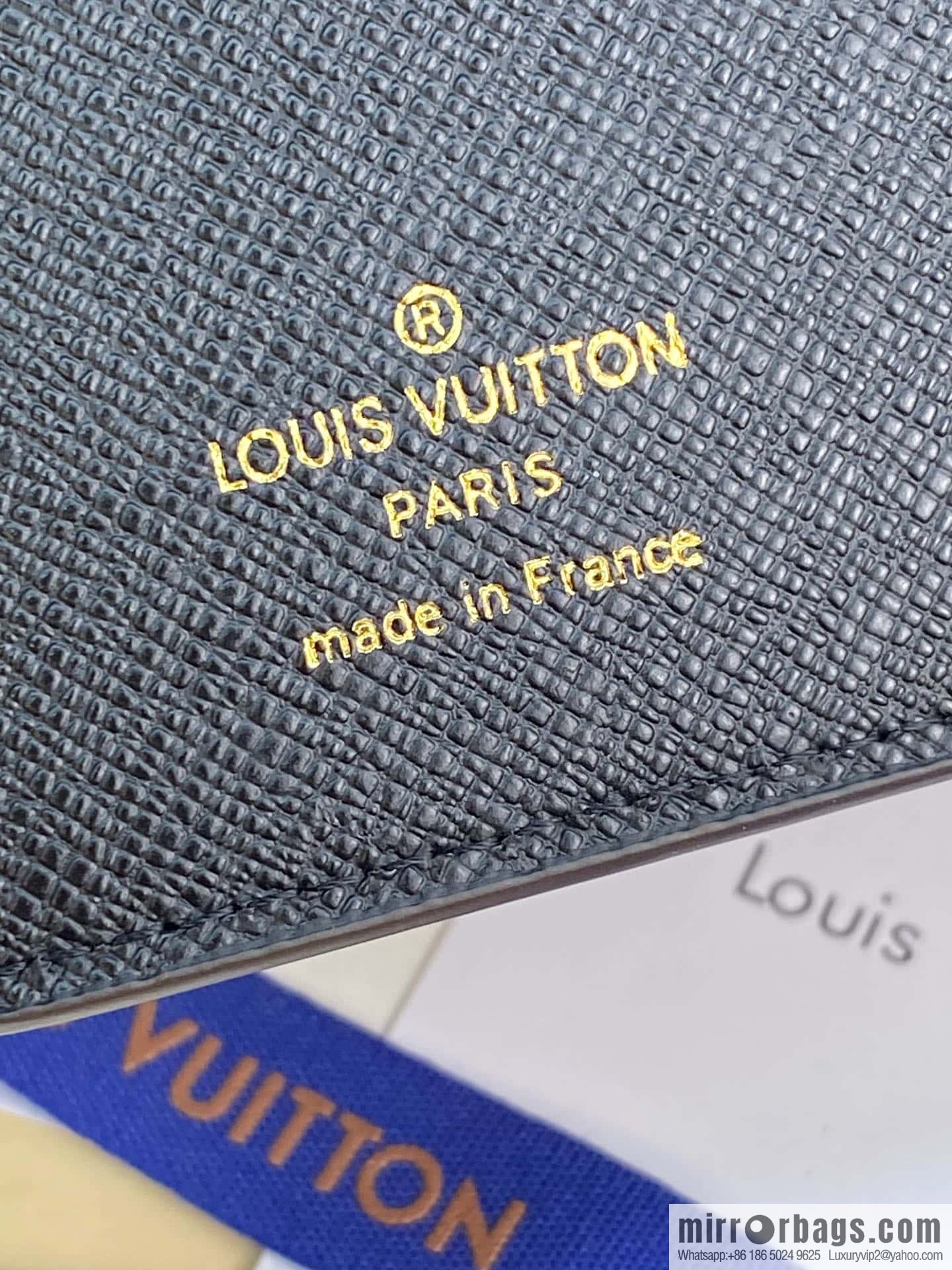 LV M81461 Lou Wallet