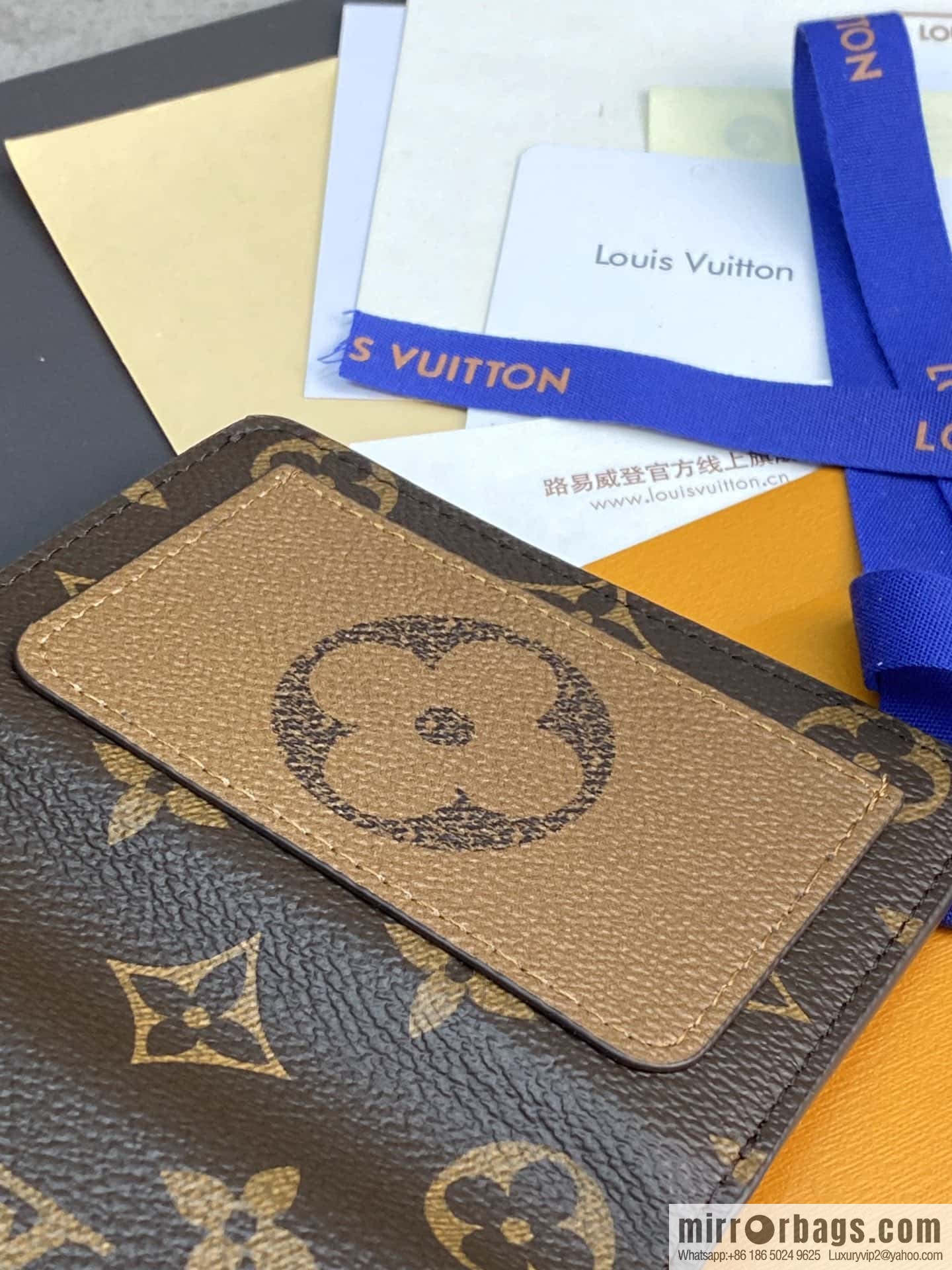 LV M81461 Lou Wallet